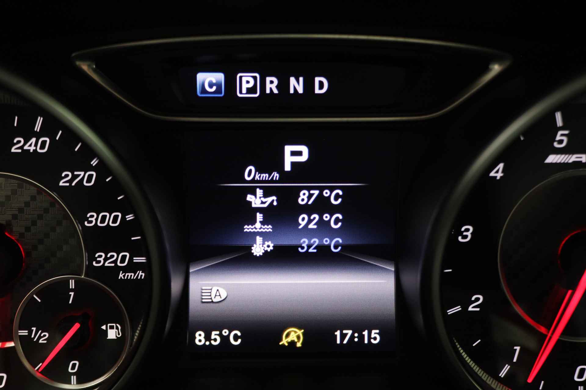Mercedes-Benz GLA 45 AMG 4Matic Premium Plus Automaat LED, Panoramadak, Cruise, Camera, PDC, Navigatie, Stoelverw., 19'' - 33/56