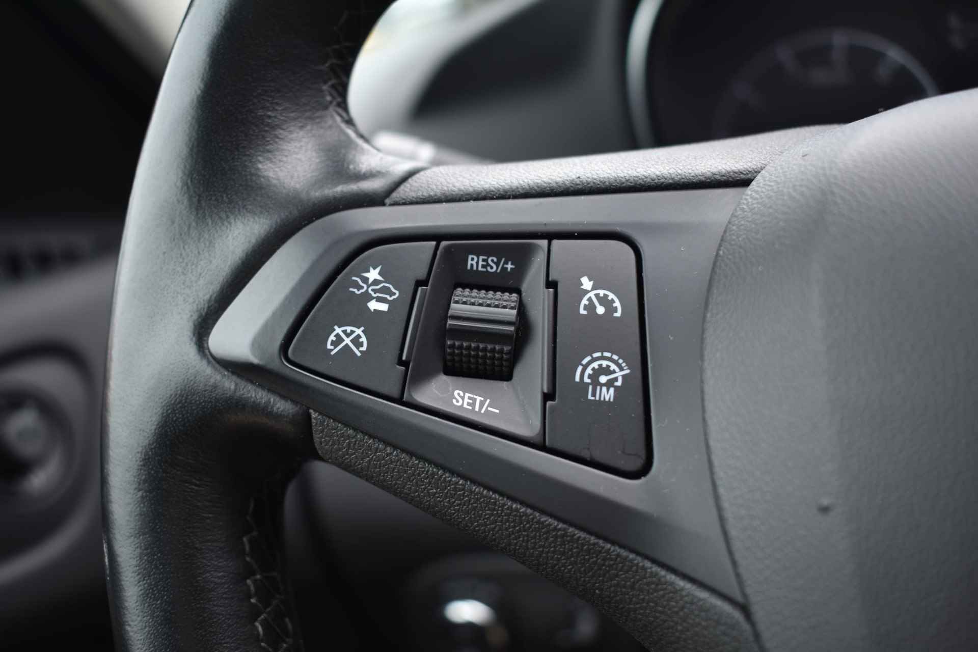 Opel Zafira 1.4 Turbo Innovation 7p. 140pk | Panorama-dak | Leder | Stoelverwarming | Navigatie | Trekhaak - 28/36
