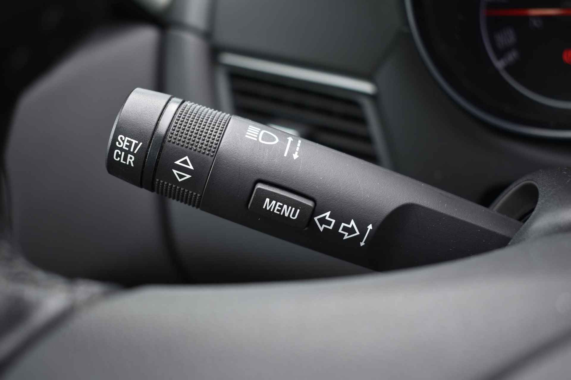 Opel Zafira 1.4 Turbo Innovation 7p. 140pk | Panorama-dak | Leder | Stoelverwarming | Navigatie | Trekhaak - 30/36
