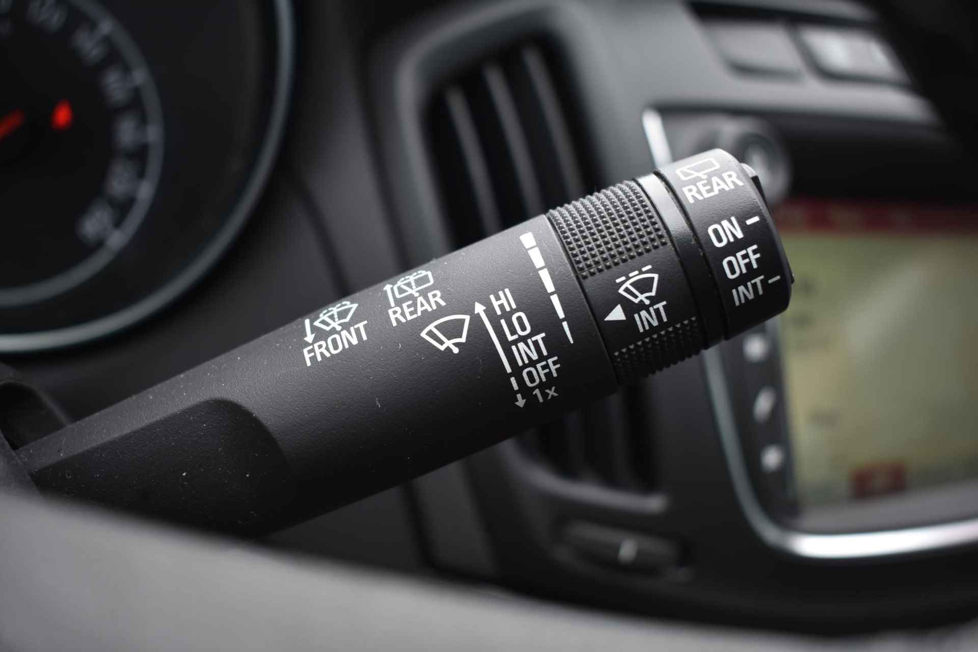 Opel Zafira 1.4 Turbo Innovation 7p. 140pk | Panorama-dak | Leder | Stoelverwarming | Navigatie | Trekhaak - 31/36
