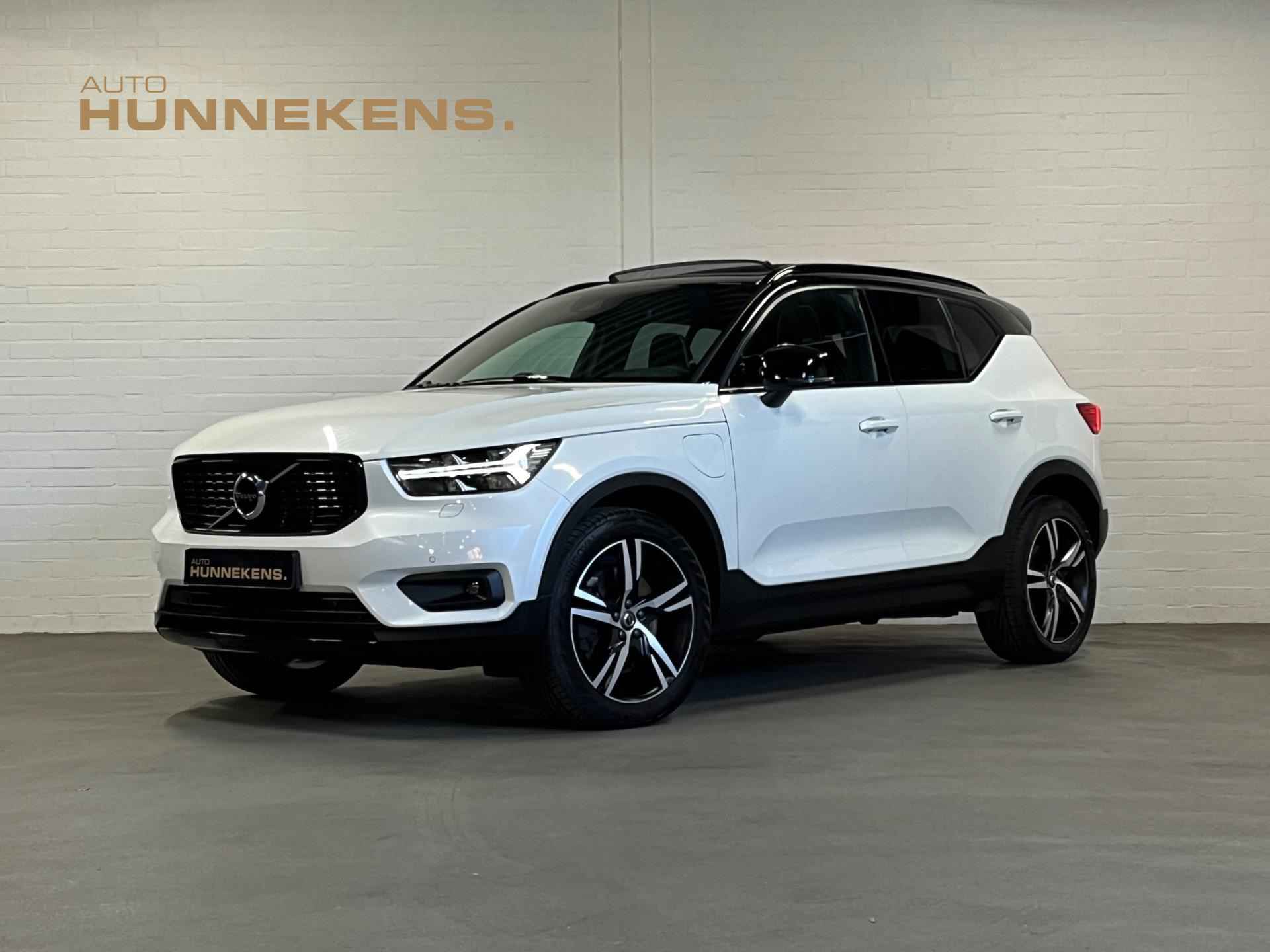 Volvo XC40 T5 Recharge R-Design | Open dak | Adapt. Cruise | Harman/Kardon | Keyless | Stuur-/Stoel verwarming - 2/38