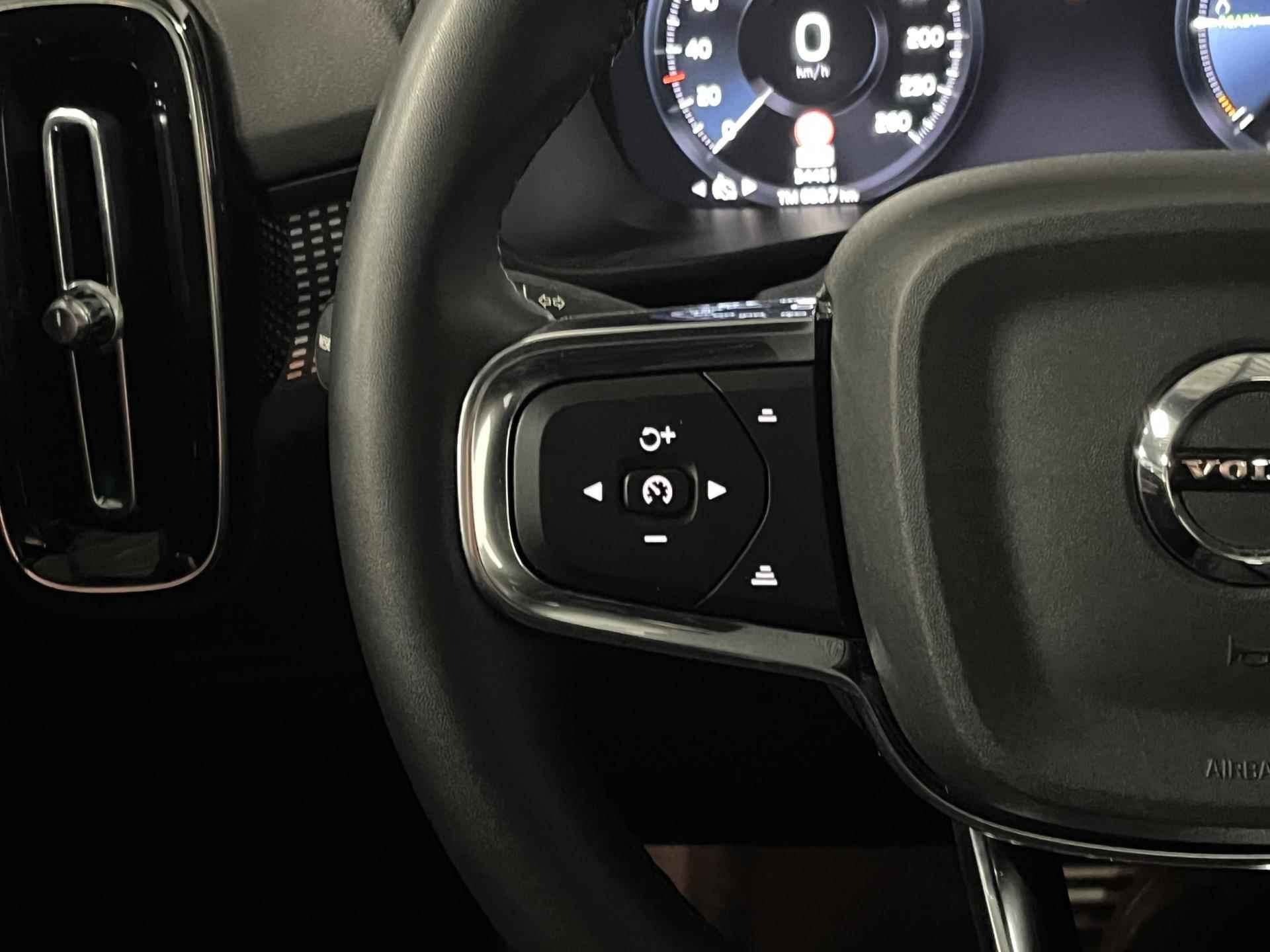 Volvo XC40 T5 Recharge R-Design | Open dak | Adapt. Cruise | Harman/Kardon | Keyless | Stuur-/Stoel verwarming - 31/38