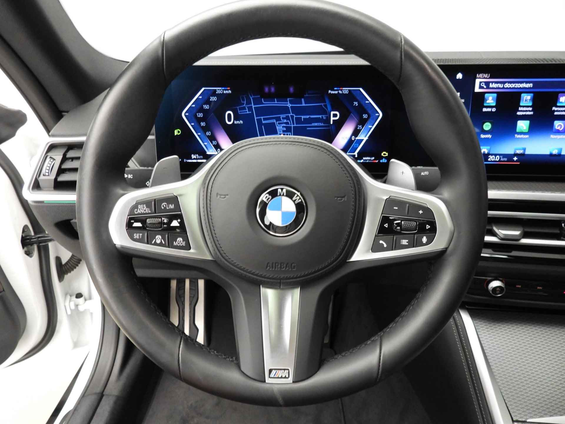 BMW 4 Serie Gran Coupe 420i | M-Sportpakket | LED | Leder | Navigatie | Schuifdak | Stoelverwarming | DAB | Hifi speakers | Alu 19 inch - 11/45