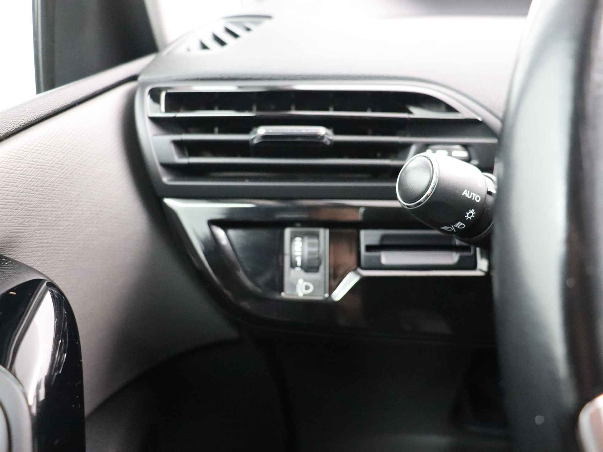 Citroën Grand C4 Picasso 1.2 PureTech Start - 14/27