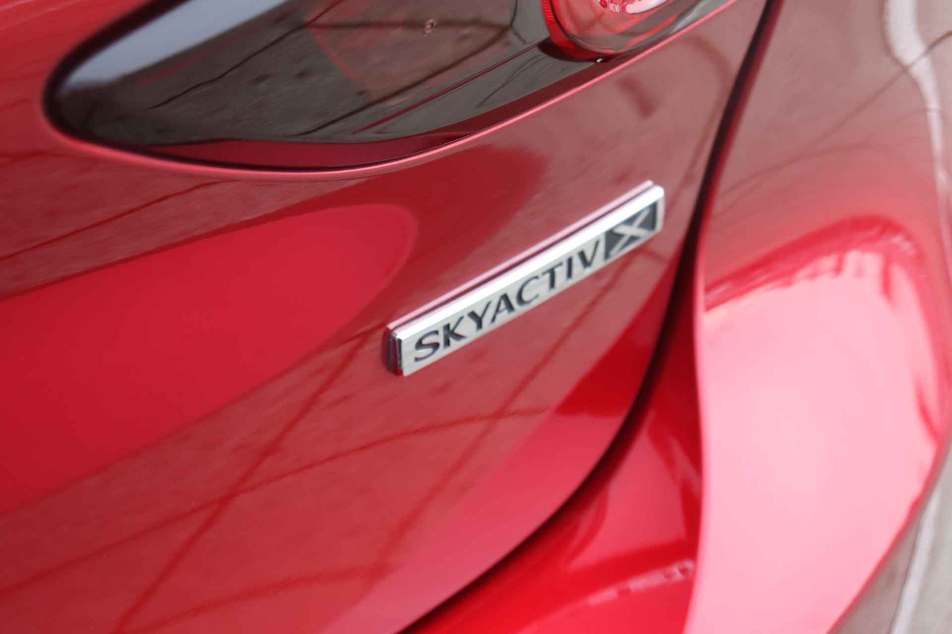 Mazda 3 2.0 e-SkyActiv-X M Hybrid 180 *Bose *Camera *Led * - 15/46