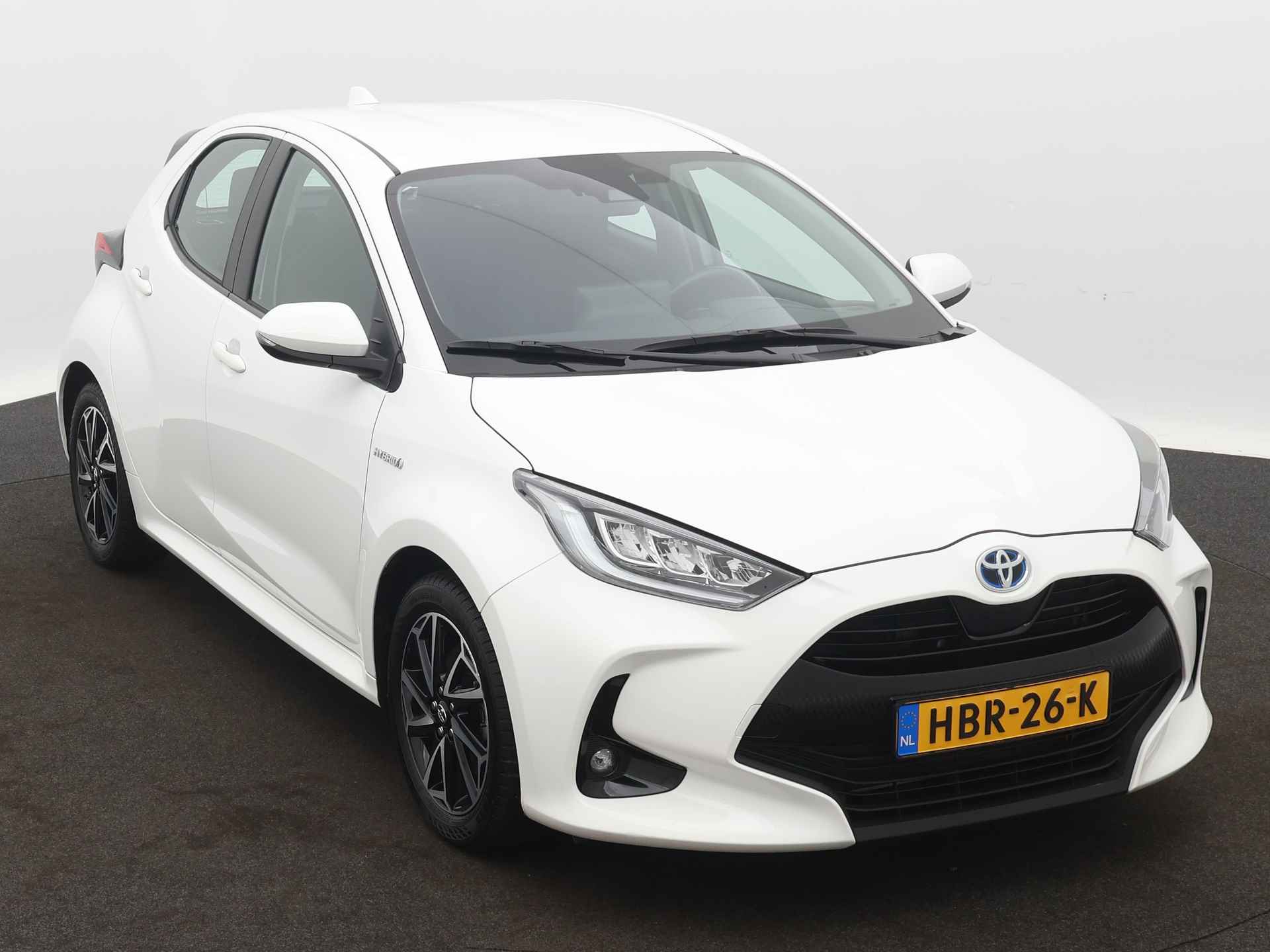 Toyota Yaris 1.5 Hybrid Dynamic | Parkeersensoren Achter | Reservewiel | - 29/42