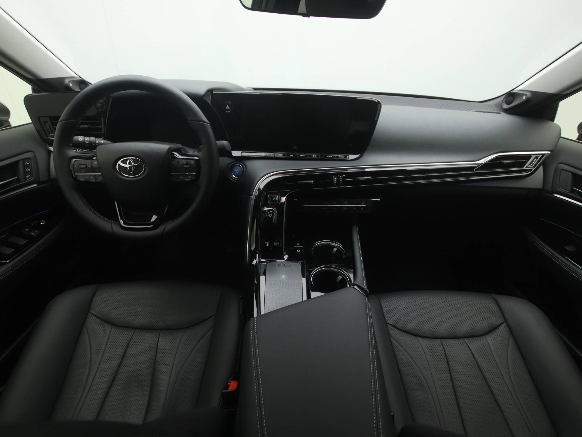 Toyota Mirai Prestige *DEMO* | Navigatie | Zwart Leder + Stoelverwarming -/ Koeling | - 5/42