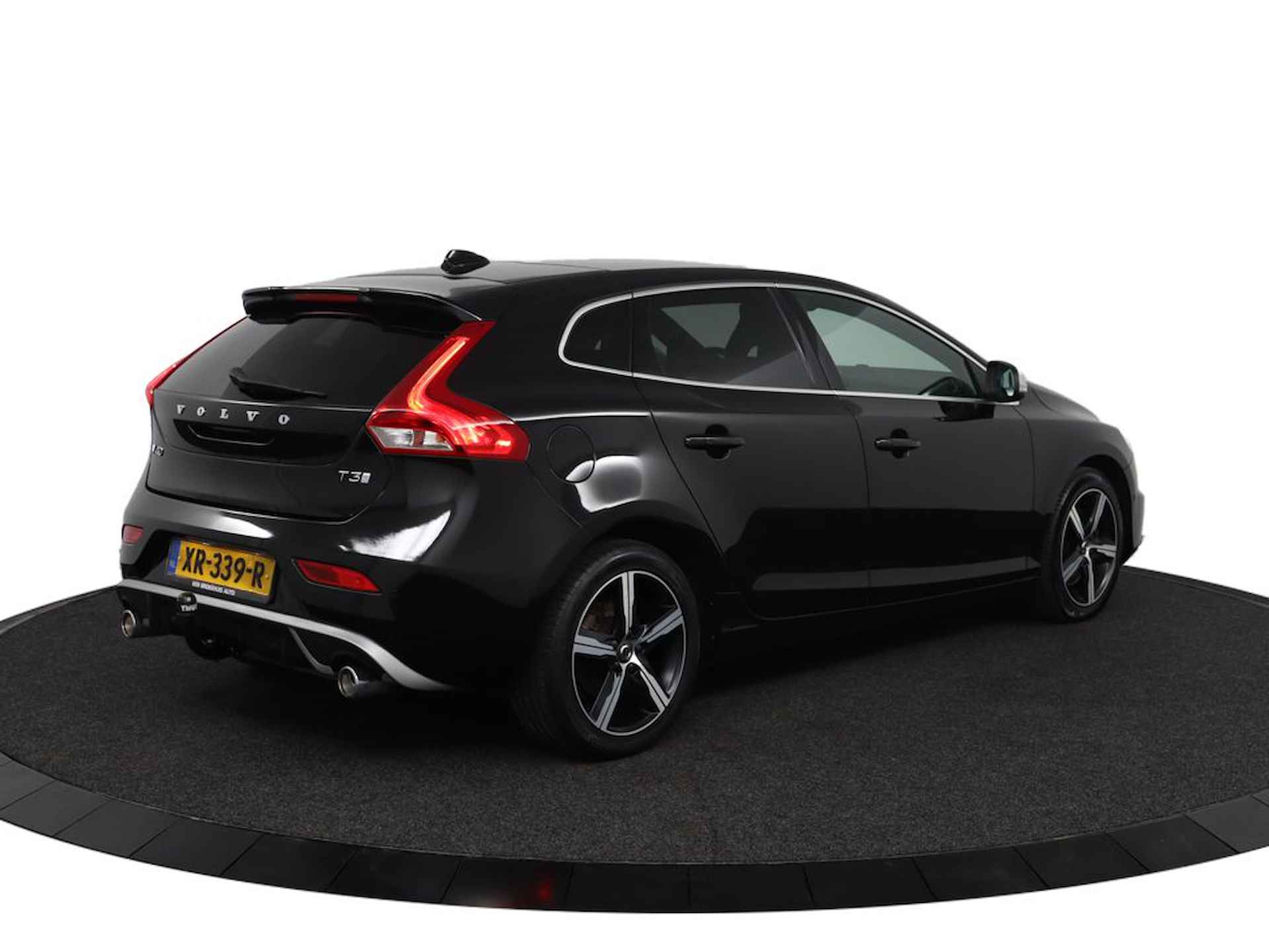 Volvo V40 T3 Automaat Polar+ Sport | Standkachel | Harman Kardon | Panoramadak | Leder-Alcantara | Keyless Ent - 3/49