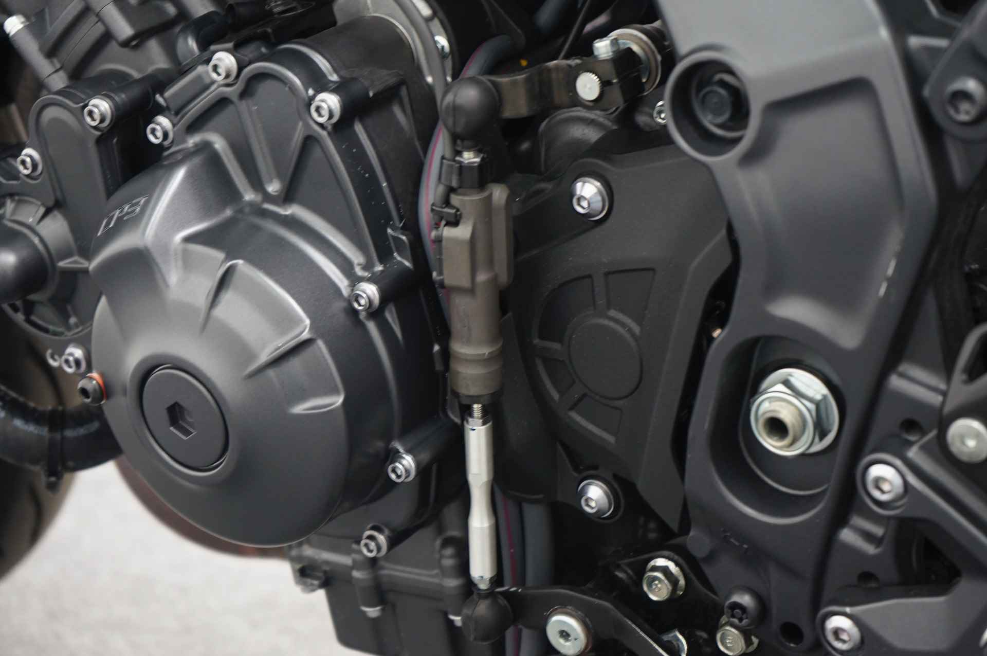 Yamaha MT-09 ABS-TCS-QS GERESERVEERD T/M 23-11 TI - 14/20