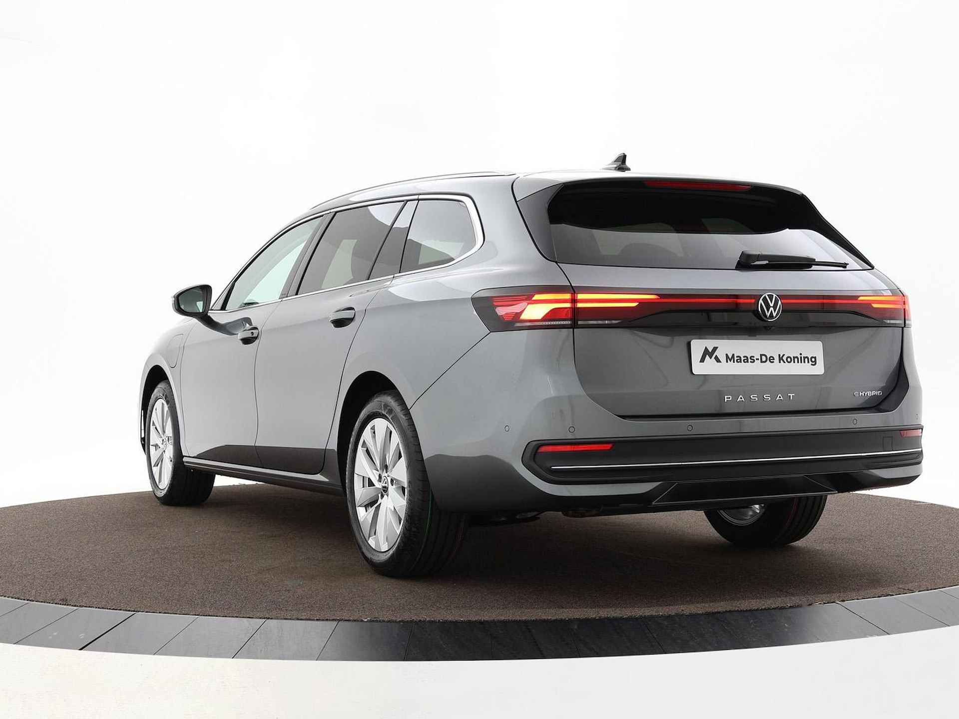 Volkswagen Passat Variant business 1.5 eHybrid 204 pk 5 versn. DSG · Comfort pakket · Design pakket · Trekhaak incl. trailer assist · Incl. inruilvoordeel - 5/46