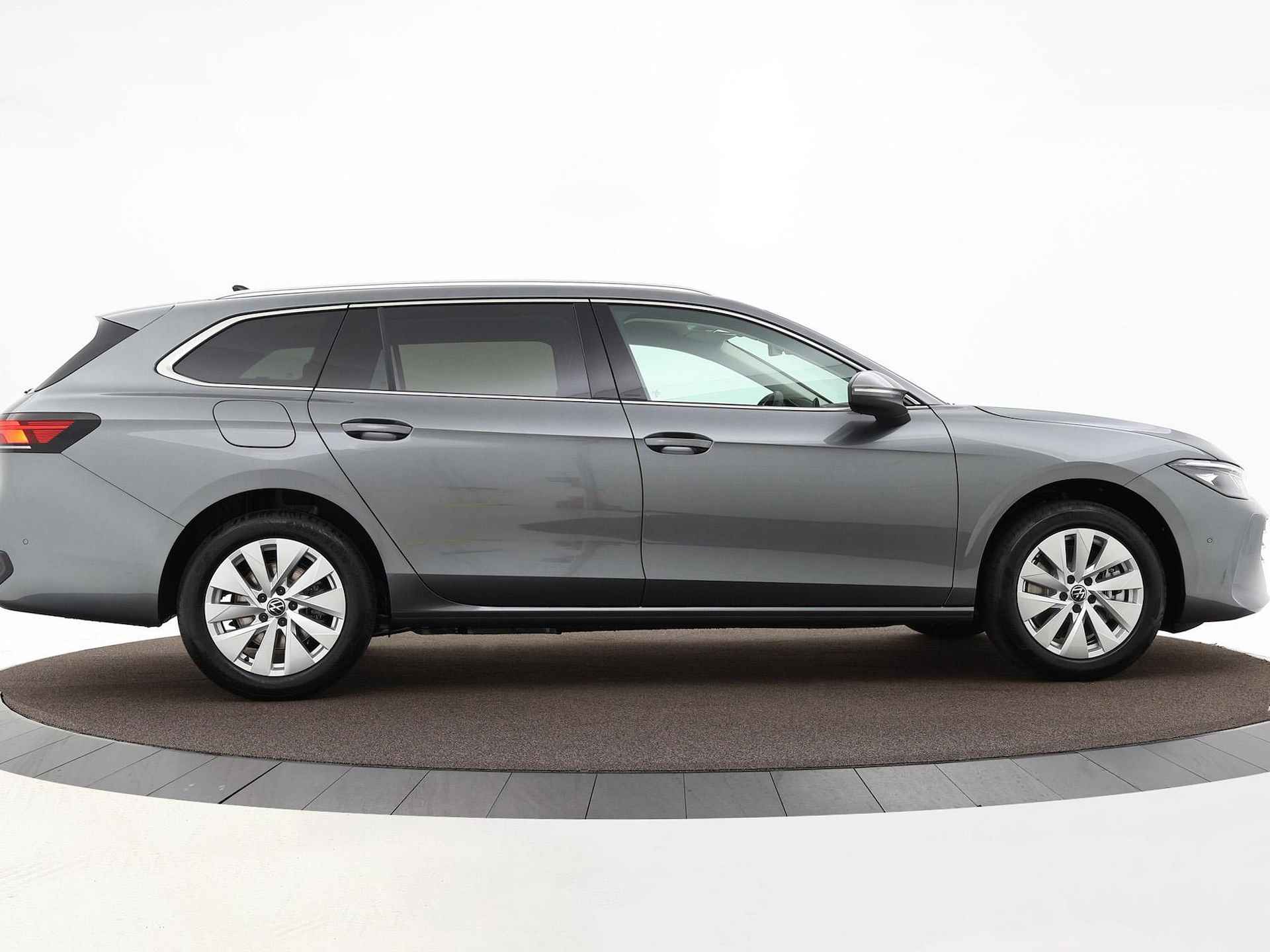 Volkswagen Passat Variant business 1.5 eHybrid 204 pk 5 versn. DSG · Comfort pakket · Design pakket · Trekhaak incl. trailer assist · Incl. inruilvoordeel - 7/46