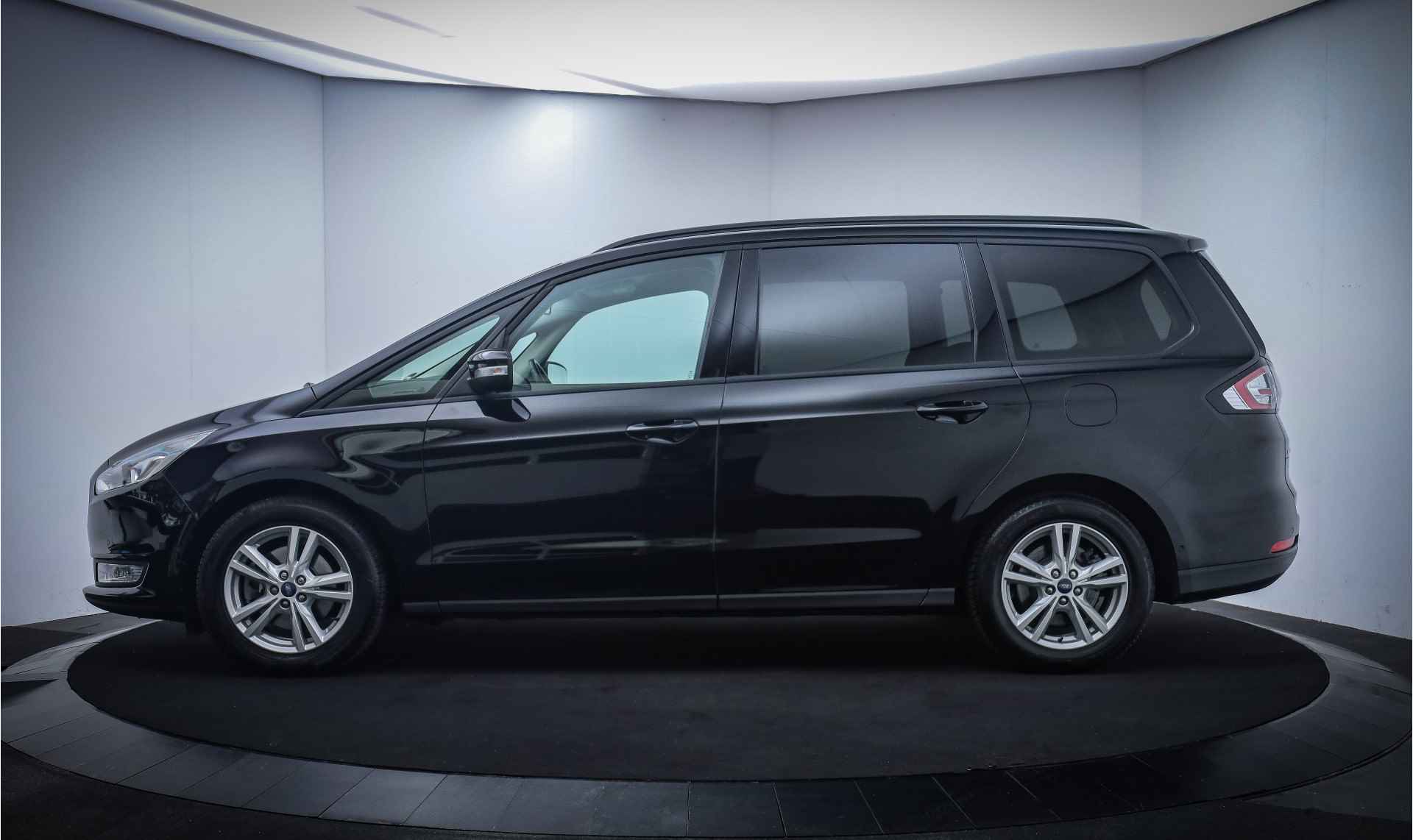 Ford Galaxy 1.5 Ecob 160Pk 7Pers Titanium NAVI/CAMERA/CARPLAY/STOELVERW/ELEK KLEP/PDC V+A/LMV - 13/26