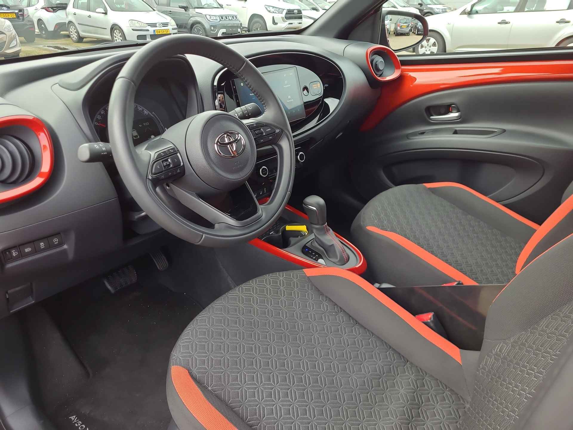Toyota Aygo X 1.0 VVT-i S-CVT Premium Automaat | Apple CarPlay | Cloud Navigatie | Rijklaarprijs incl. garantie | - 15/34