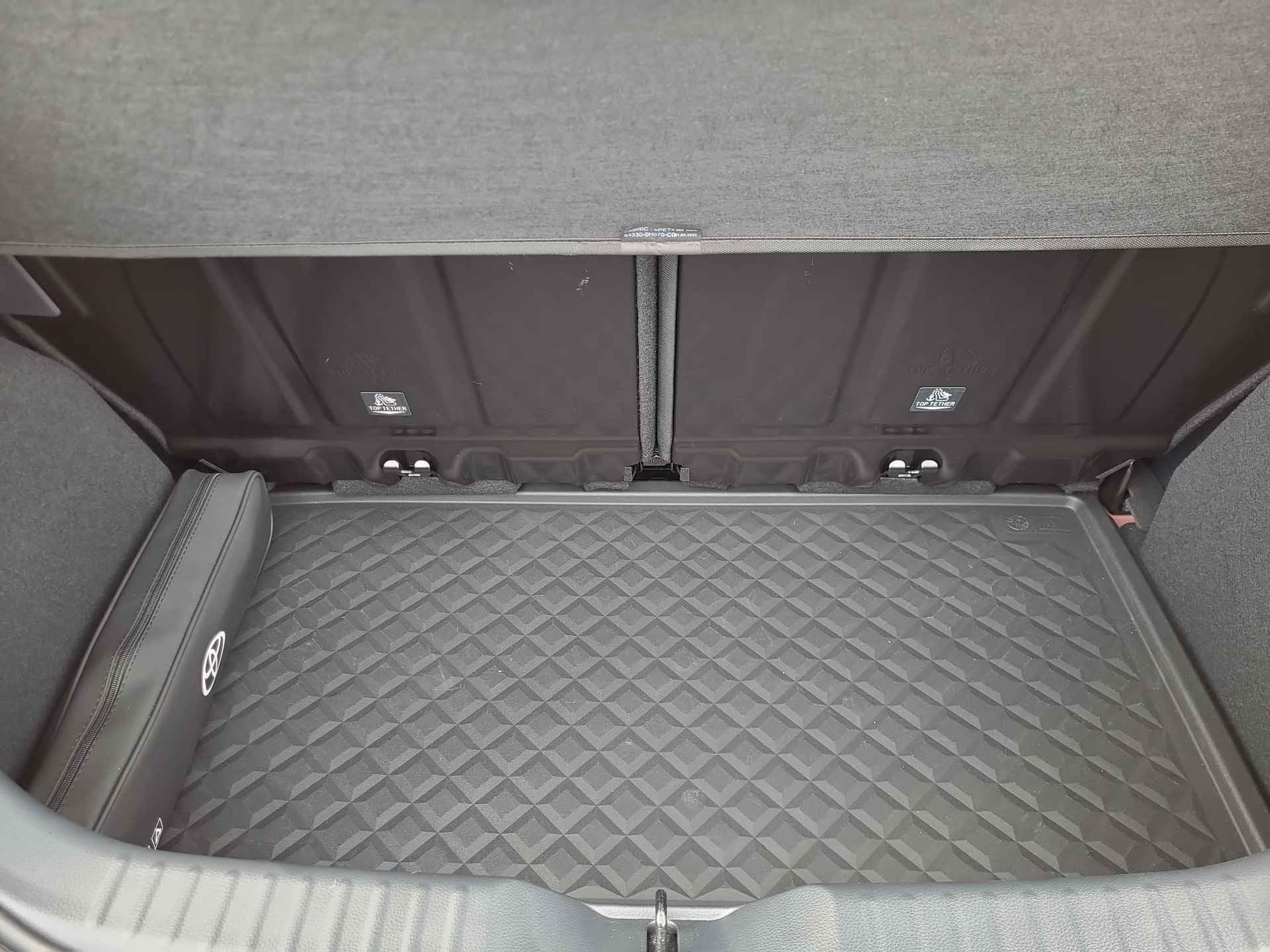 Toyota Aygo X 1.0 VVT-i S-CVT Premium Automaat | Apple CarPlay | Cloud Navigatie | Rijklaarprijs incl. garantie | - 31/34