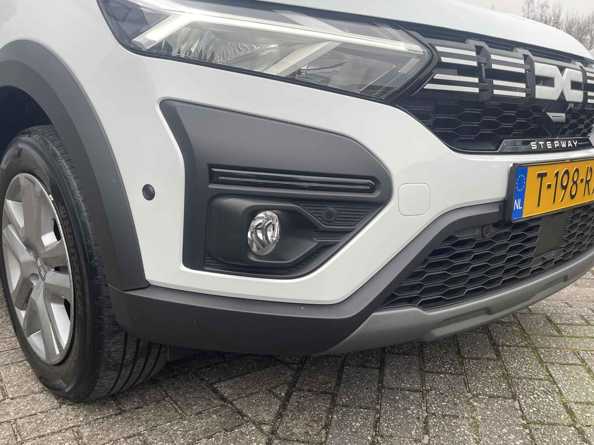 Dacia Sandero Stepway 1.0 TCe 100 ECO-G Expression LPG installatie | Airconditioning | Cruise Control |Parkeersensoren voor- en achter | Achteruitrijcamera | 12 maanden BOVAG garantie - 29/39