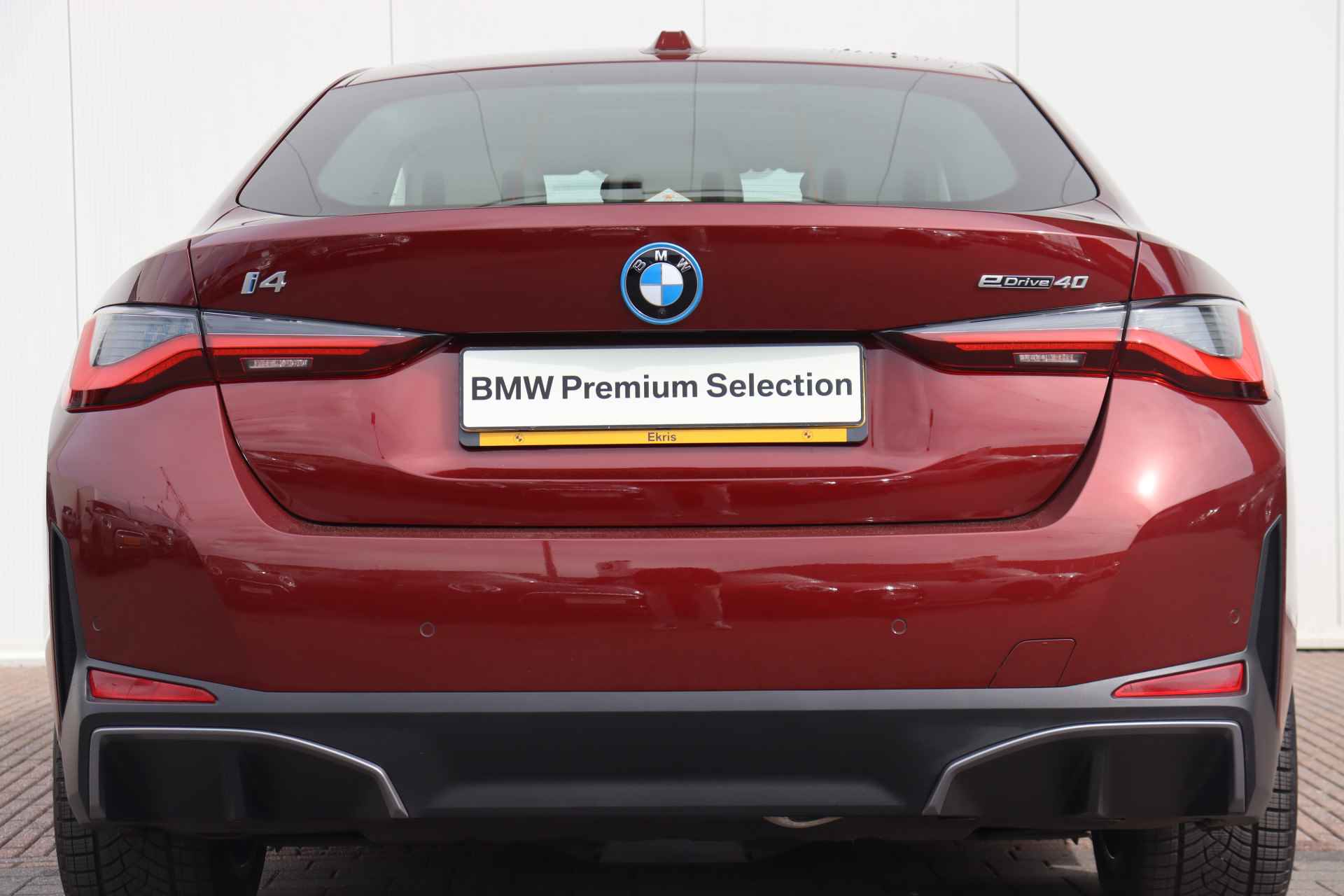 BMW i4 eDrive40 High Executive 84 kWh / Active Cruise Control / Trekhaak / Achteruitrijcamera / 18'' / - 4/29