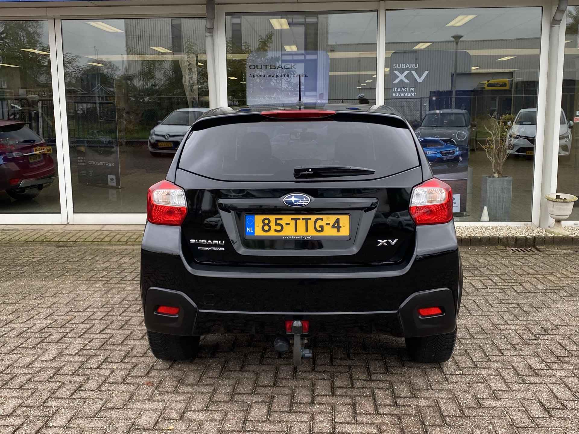 Subaru XV 2.0i Luxury AWD | Navigatie | Cruise Control | Achteruitrijcamera | Verwarmde Voorstoelen | Trekhaak afneembaar | - 8/36