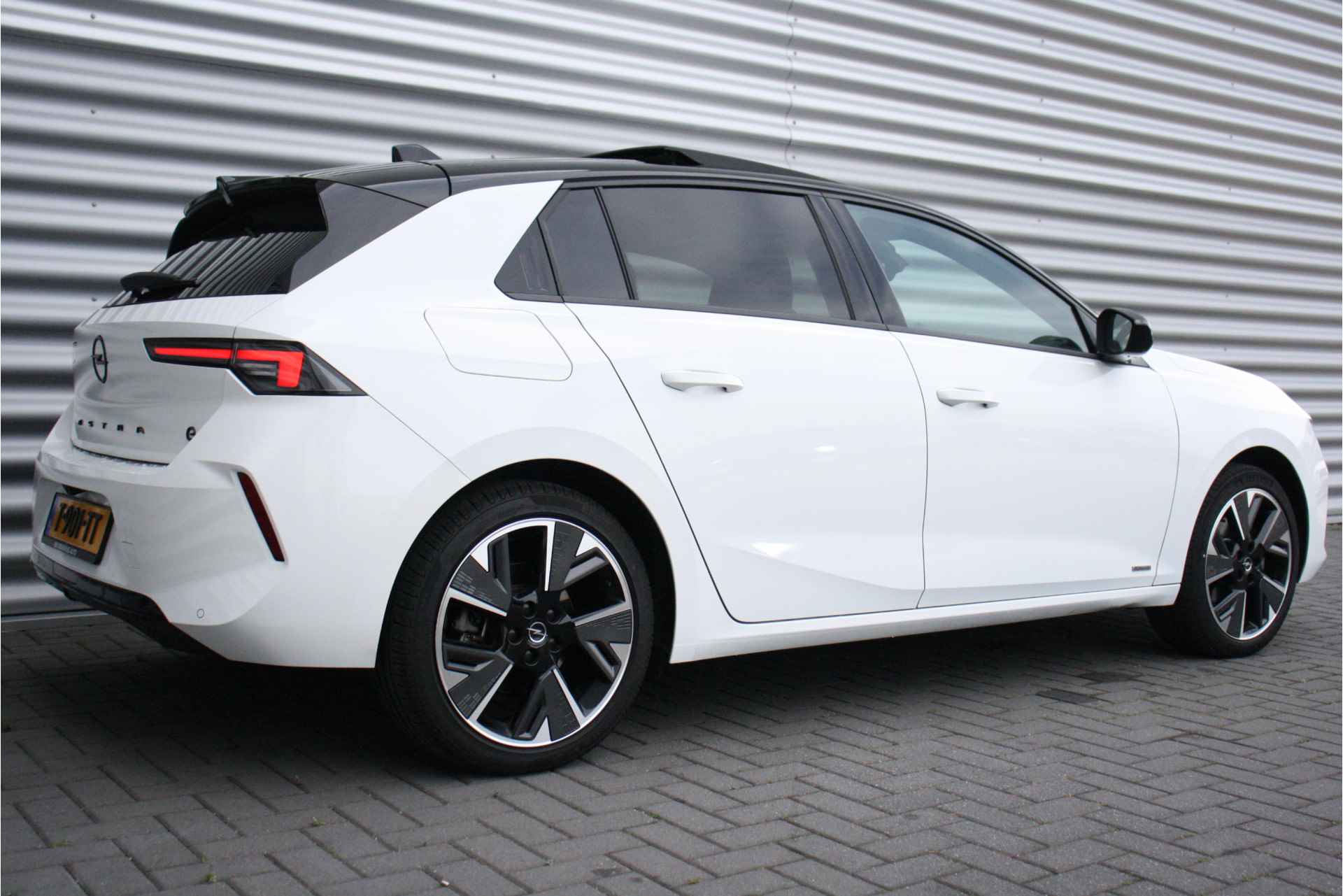 Opel Astra astra ELECTRIC 54 KWH 157PK GS / NAVI / LEDER / CLIMA / LED / PDC / 18" LMV / CAMERA / KEYLESS / PANO. DAK - 7/41