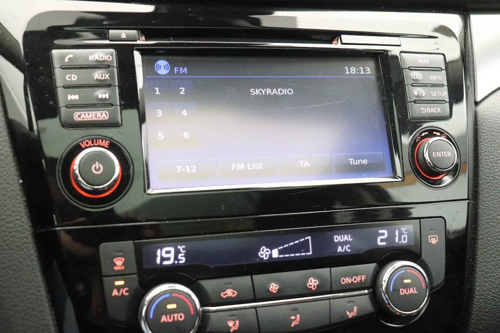 NISSAN Qashqai 1.2 N-Connecta - Carplay, Camera - 18/29