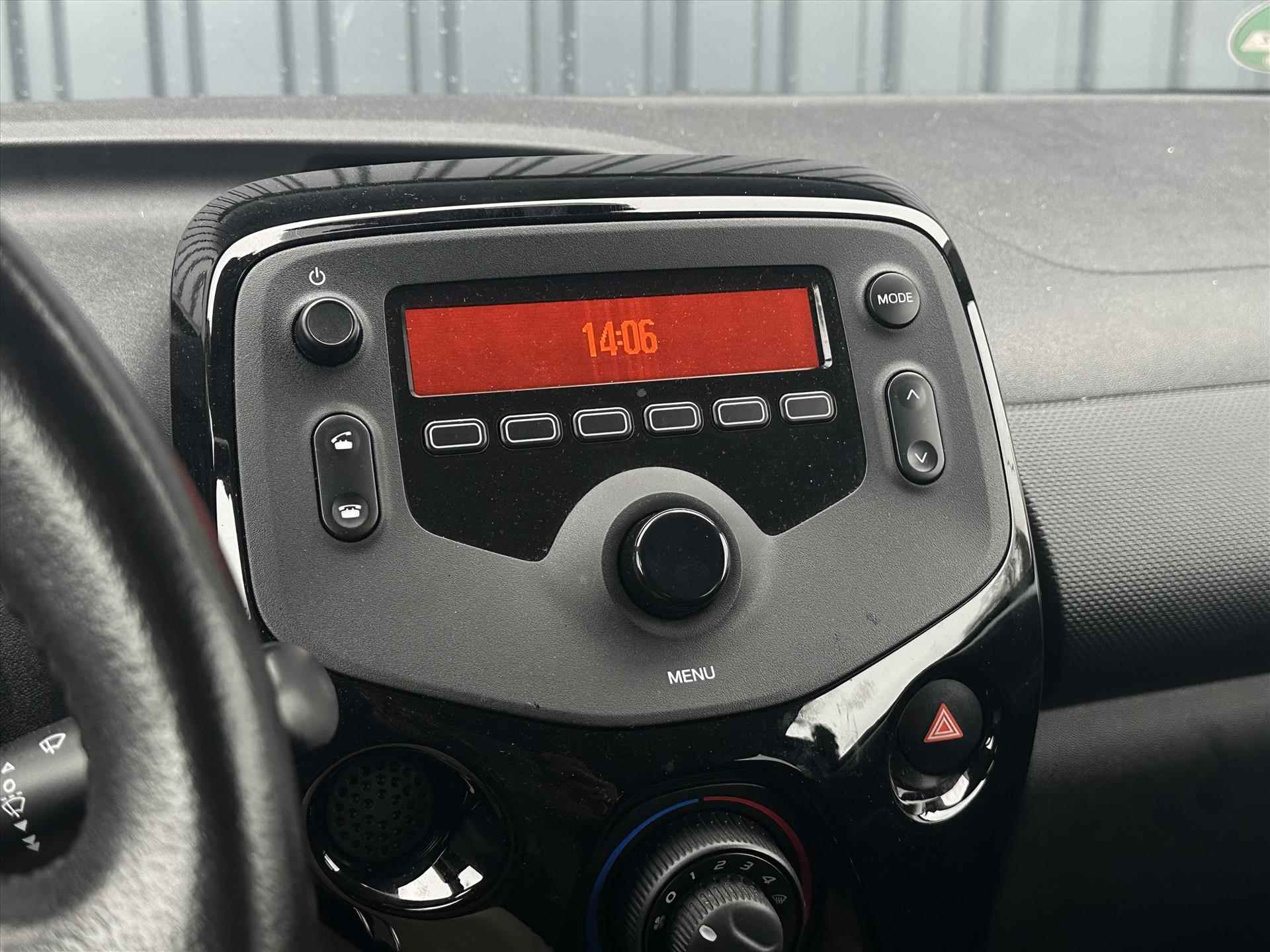 Citroen C1 1.0 VTi 68PK  5D Feel I Airco I Speed Limiter I USB I AUX I Multifunctioneel Stuurwiel I - 18/26