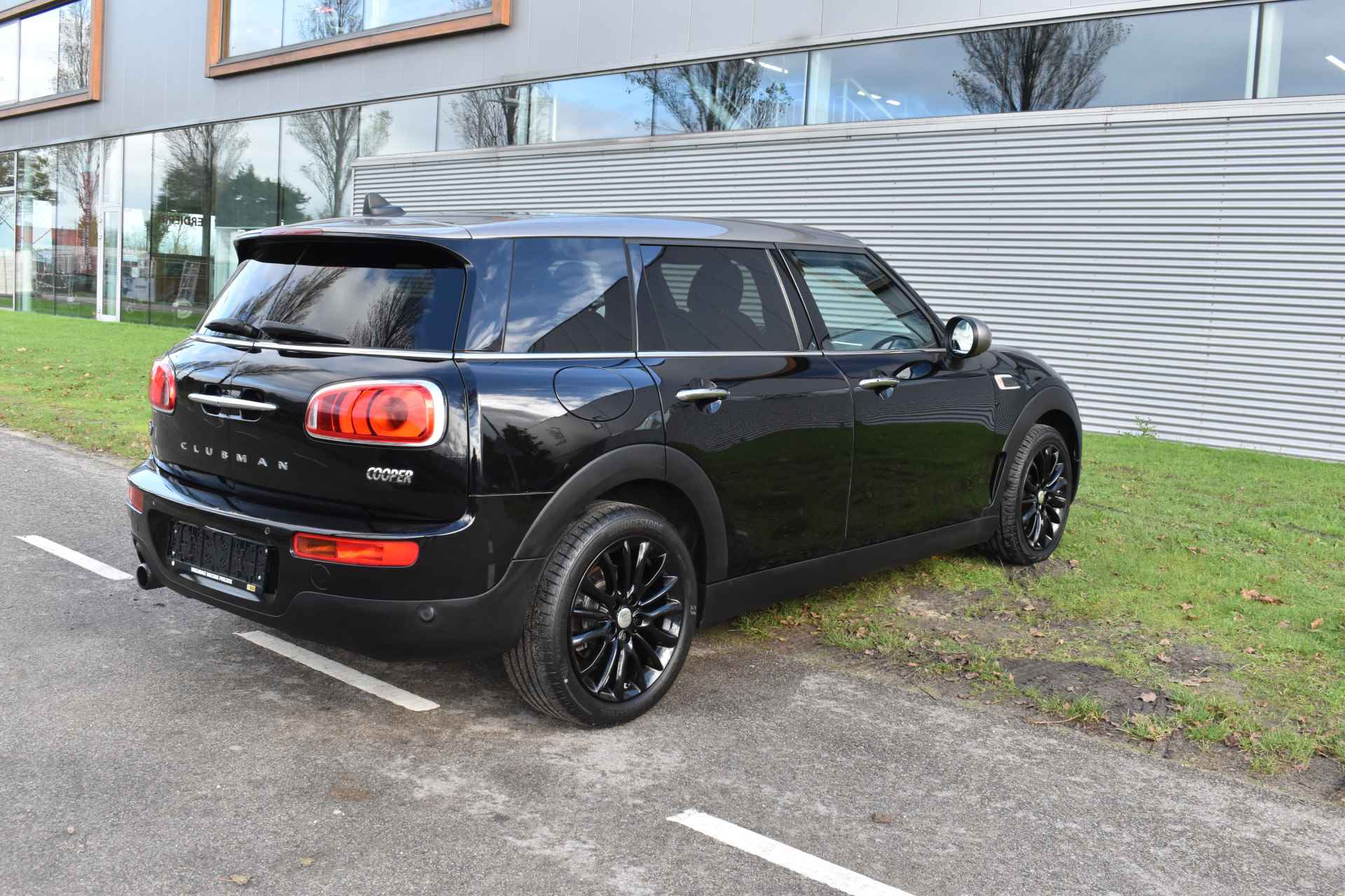 MINI Clubman 1.5 Cooper Pepper Automaat Navigatie Keyless-go Leer interieur - 5/46