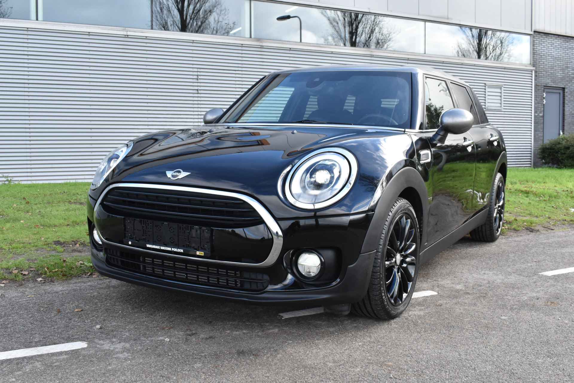 MINI Clubman 1.5 Cooper Pepper Automaat Navigatie Keyless-go Leer interieur - 19/46