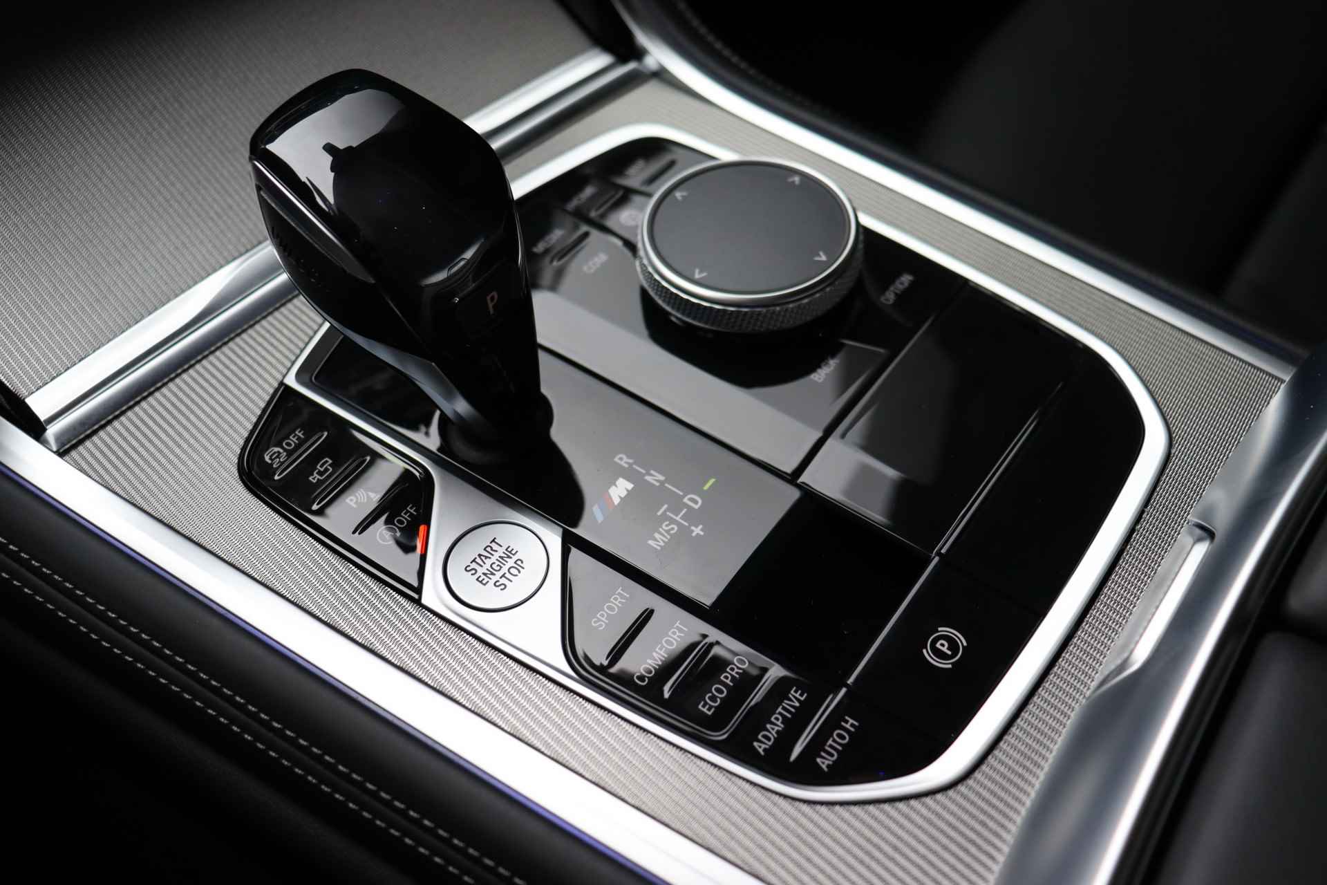 BMW 8 Serie Gran Coupé M850i xDrive High Executive Automaat / Panoramadak / Harman Kardon / Laserlicht / Parking Assistant Plus / Soft Close / Comfort Access / Driving Assistant Professional - 20/39