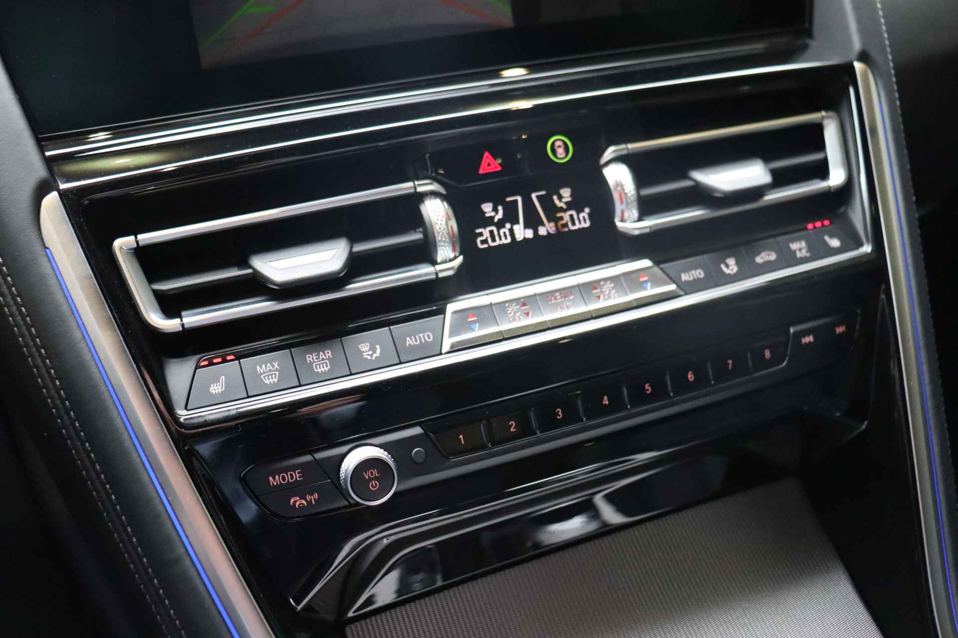BMW 8 Serie Gran Coupé M850i xDrive High Executive Automaat / Panoramadak / Harman Kardon / Laserlicht / Parking Assistant Plus / Soft Close / Comfort Access / Driving Assistant Professional - 22/39