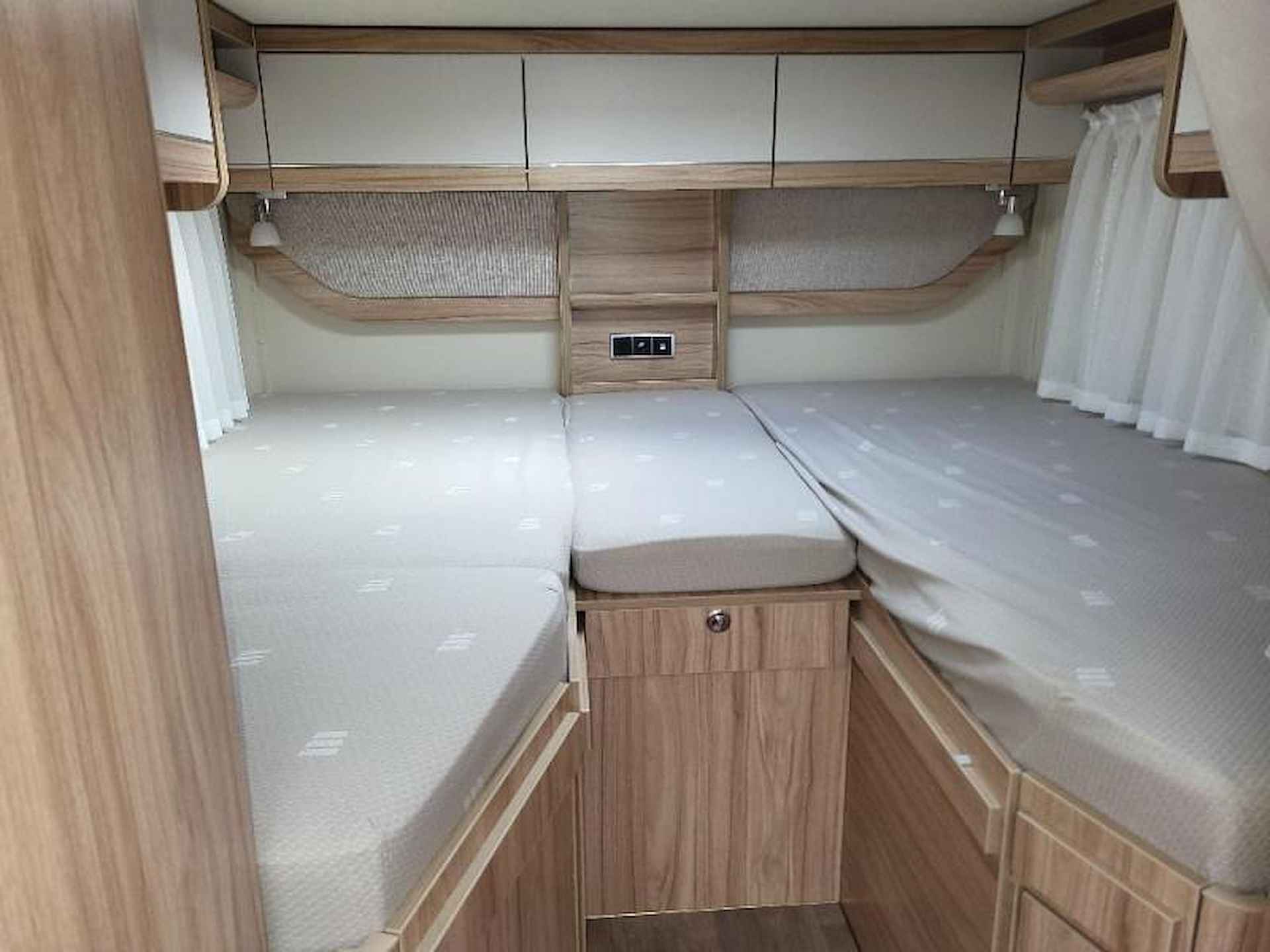 Hymer Exsis-I 474 - 14/14