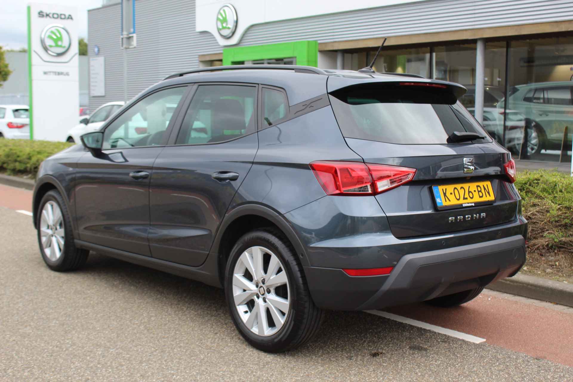 SEAT Arona 1.0 TSI 95pk Style Business Intense / NAVI / CAMERA / 17" LMV - 7/25