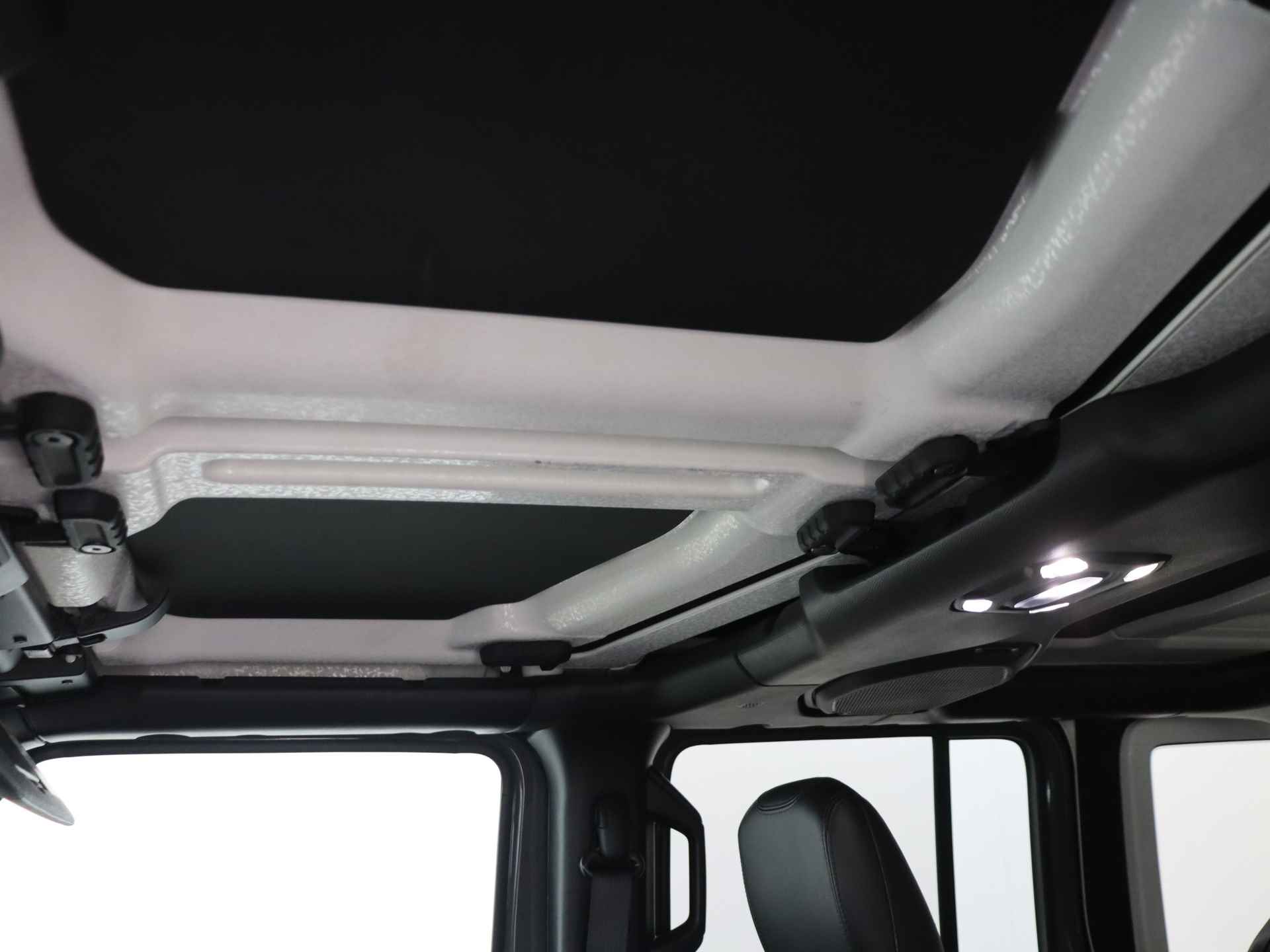 Jeep Wrangler Unlimited 4xe 380PK Rubicon | Leder | Navigatie | Camera | Stoel- en Stuurverwarming | - 40/43