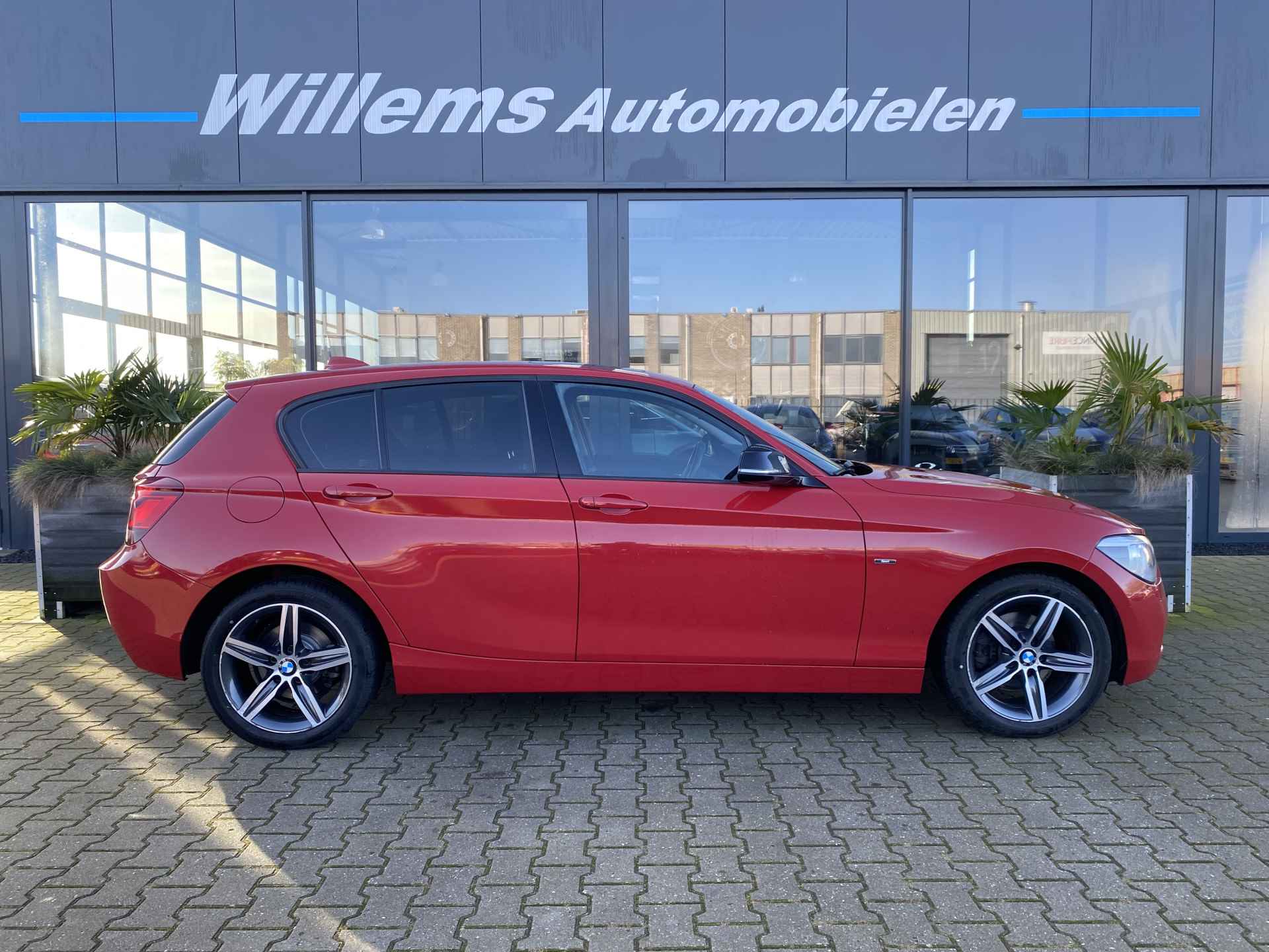 BMW 1-serie 118i High Executive M-PAKKET Cruise Control, Climate Control & Schuifkanteldak - 4/31