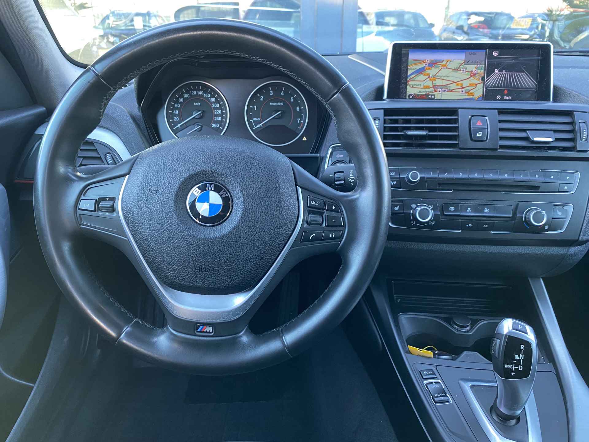 BMW 1-serie 118i High Executive M-PAKKET Cruise Control, Climate Control & Schuifkanteldak - 13/31