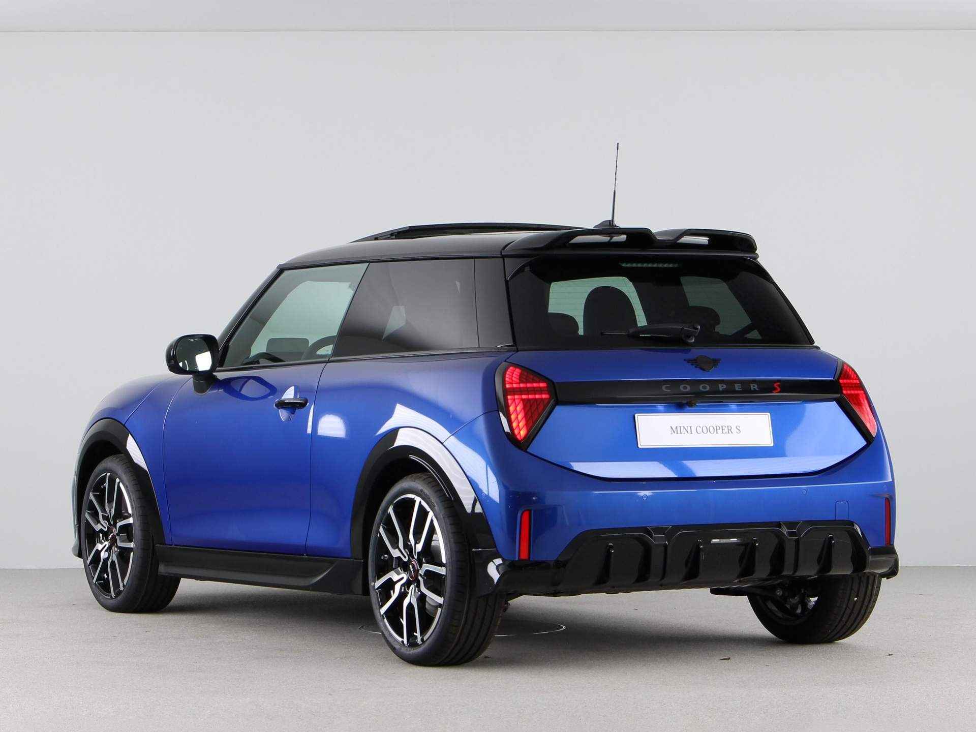 MINI Cooper S John Cooper Works Pakket XL PRIVATE LEASE EUR 685,- (48 mnd/10.000 km) - 12/32