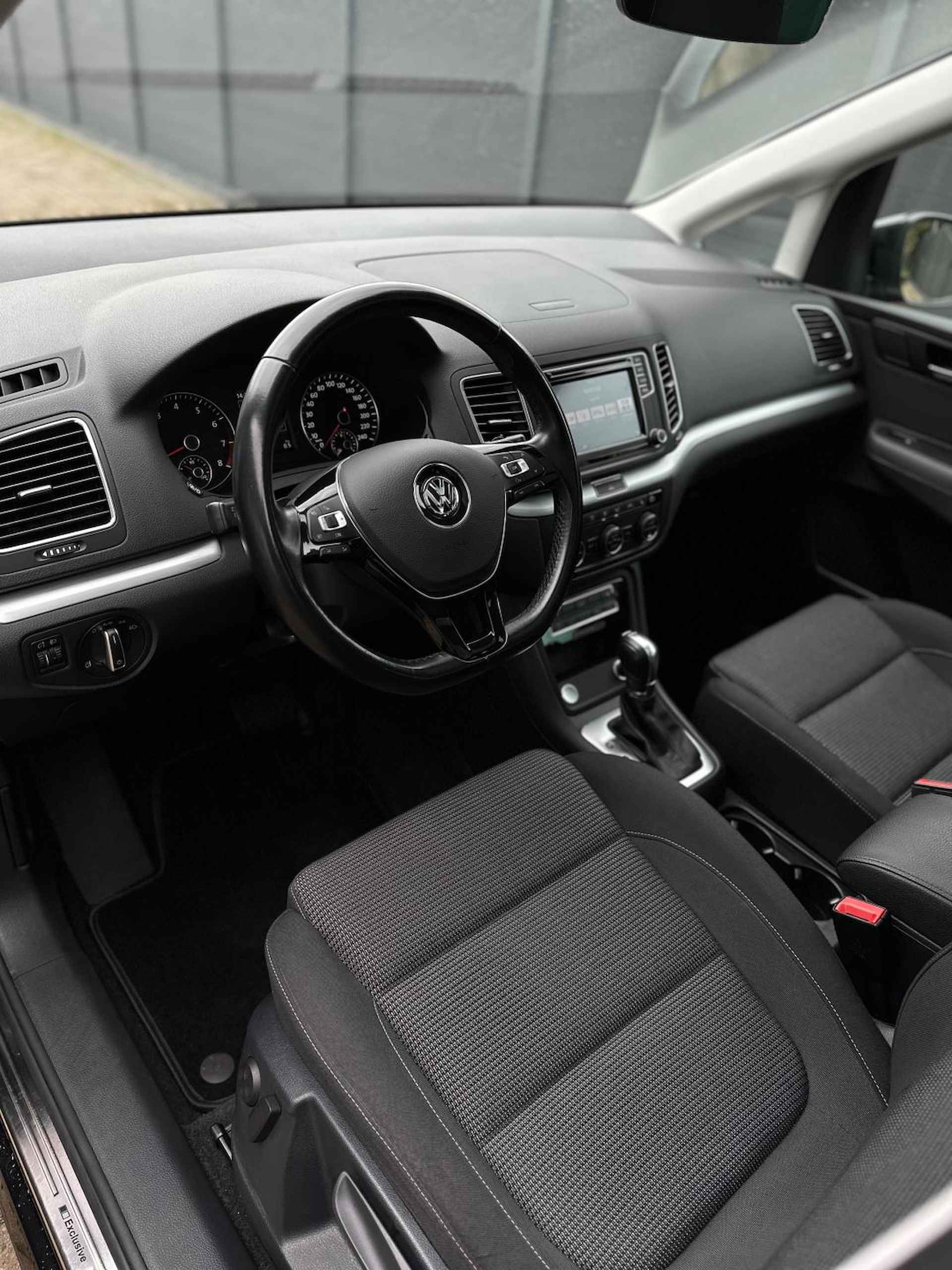 Volkswagen Sharan 1.4 TSI Exclusive Automaat CarPlay - 4/26