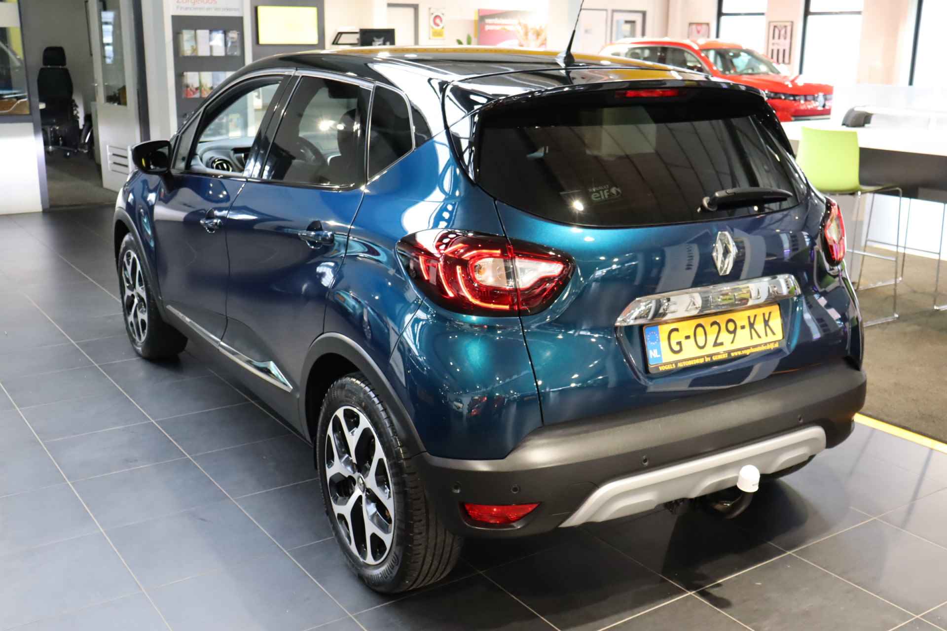 Renault Captur TCe 150pk EDC Automaat Intens - 4/17