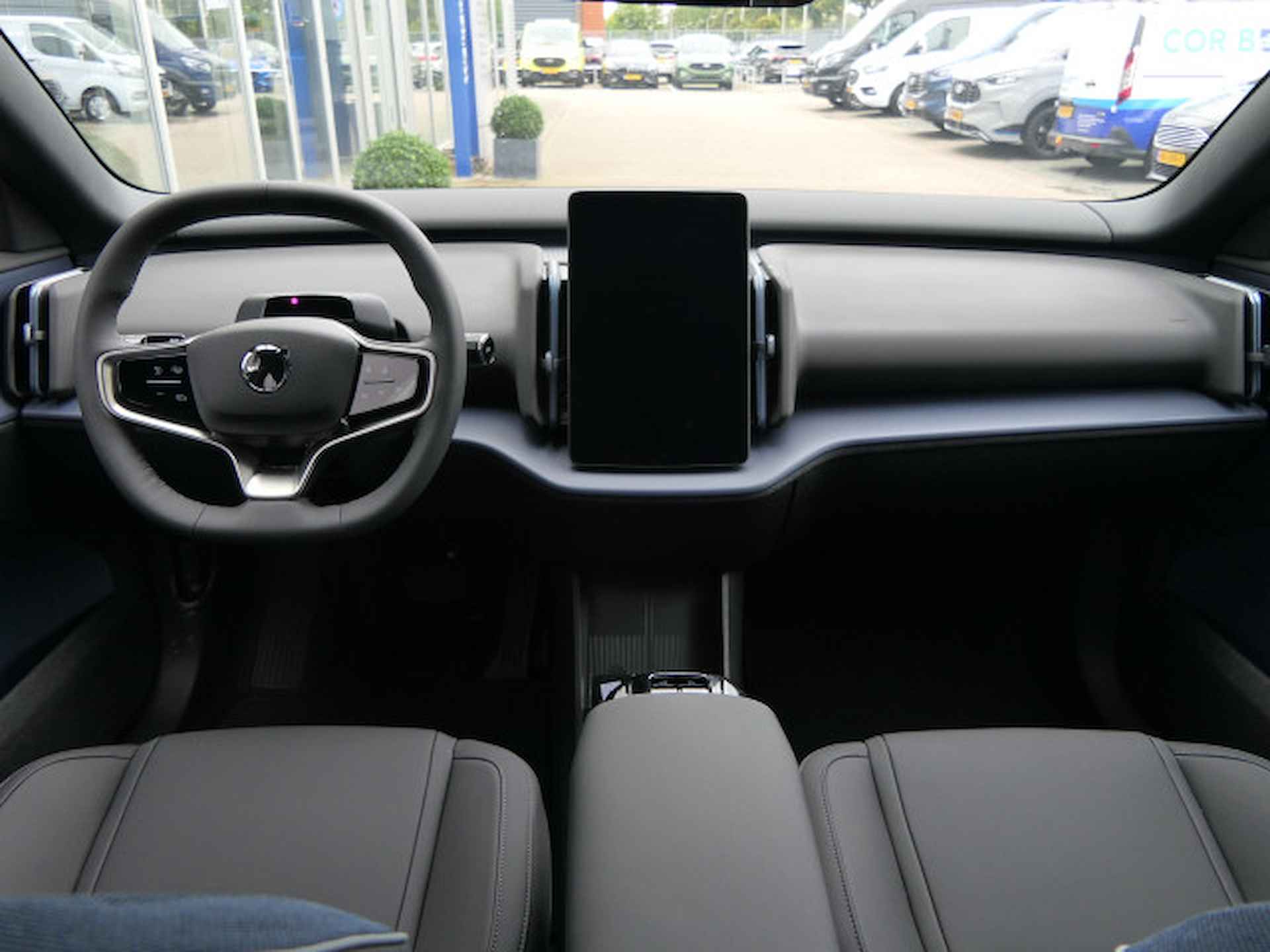 Volvo EX30 Single Motor Extended Range Plus 69 kWh | 20 Inch | Climate Pack | Harman/Kardon | Privacy Glass - 6/39