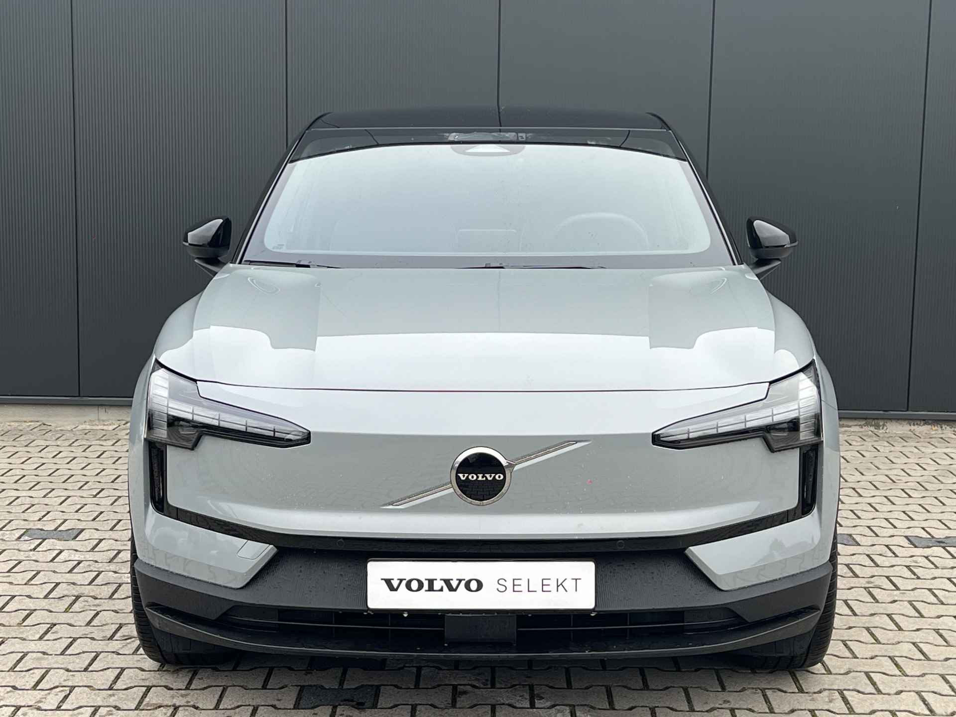 Volvo EX30 Single Motor Extended Range Plus 69 kWh | 20 Inch | Climate Pack | Harman/Kardon | Privacy Glass - 18/39