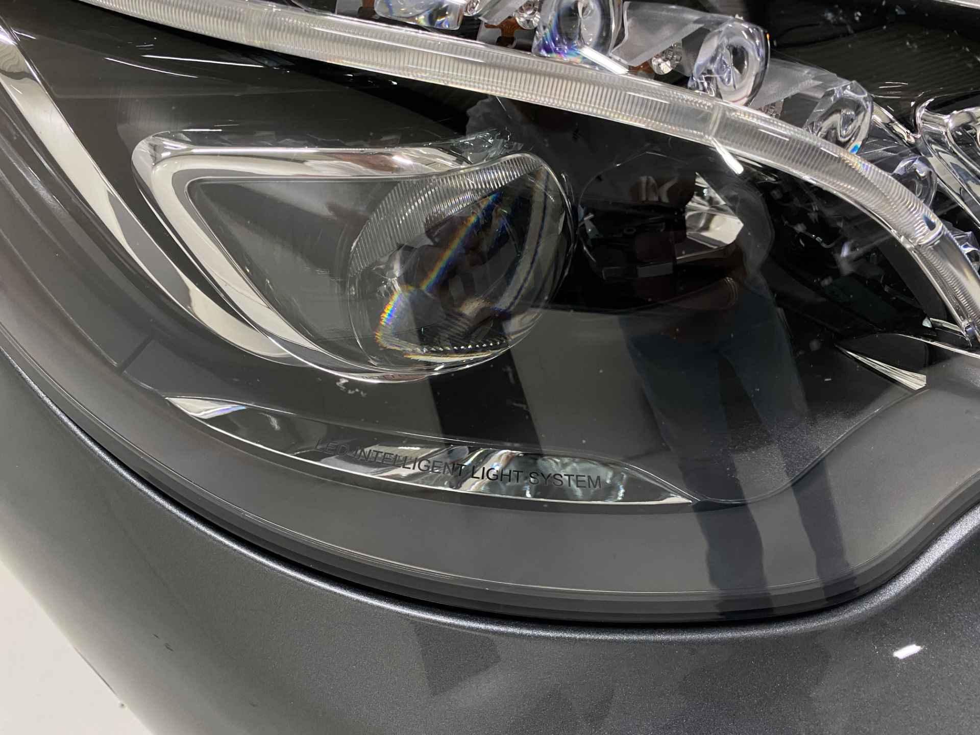 Mercedes-Benz E-Klasse Cabrio 200 Ambition AMG Sport Edition Camera Nekverwarming Leer Sportstoel Distronic 19inch - 19/57