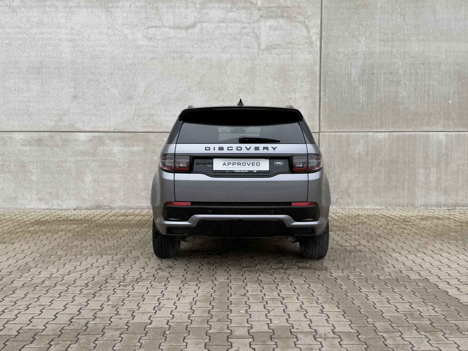 Land Rover Discovery Sport P300e 1.5 R-Dynamic S - 9/33