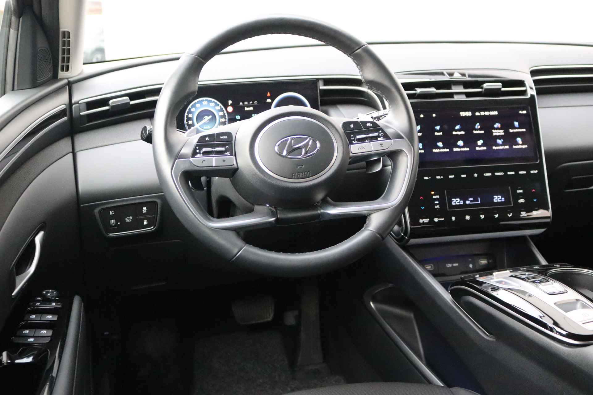 Hyundai Tucson 1.6 T-GDI PHEV 265PK 4WD Comfort Smart Trekhaak/Navigatie/Winter-Pack/Camera - 14/33