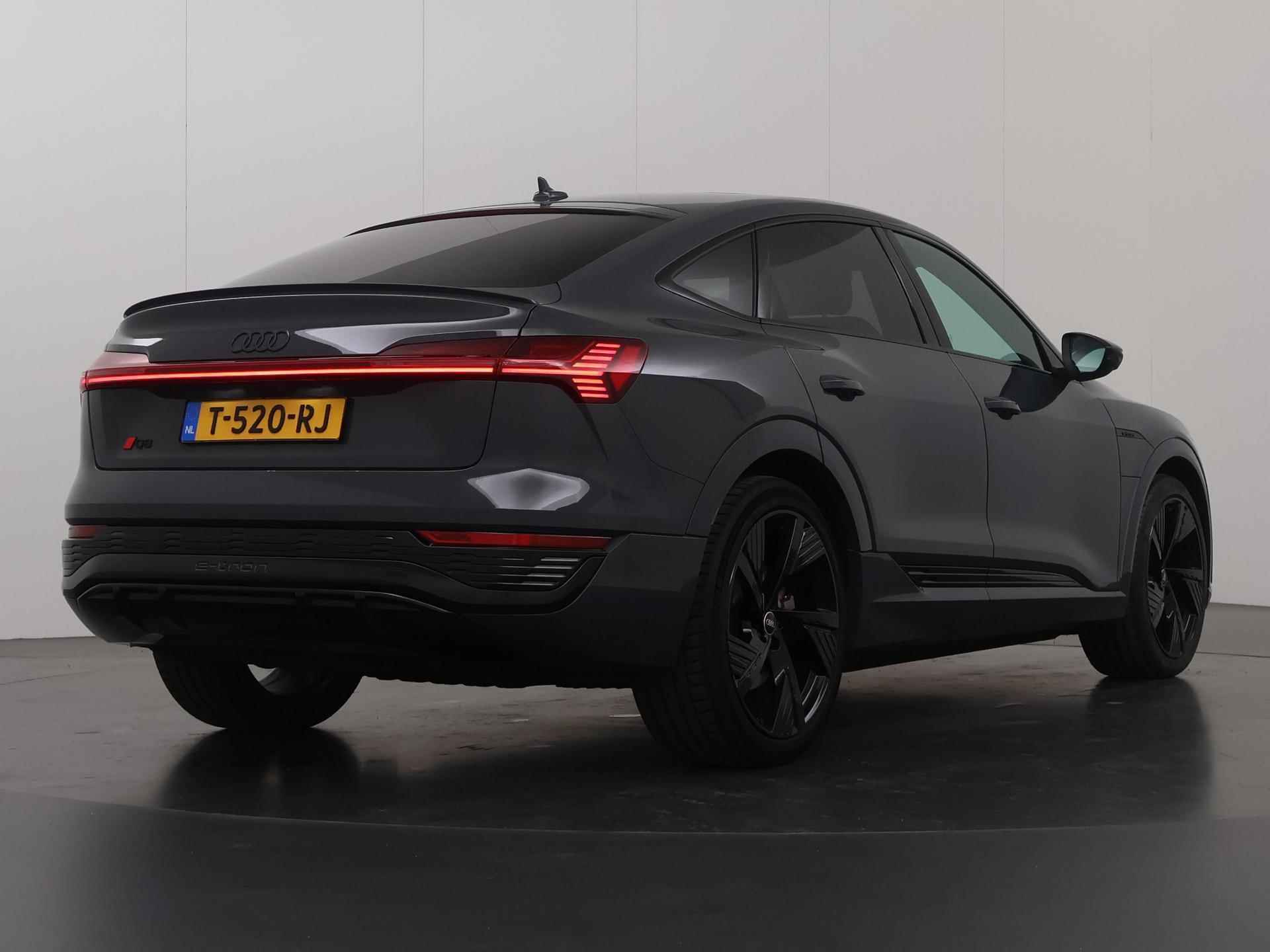 Audi Q8 Sportback e-tron 50 quattro Edition 95 kWh | B&O Audio | Ele. verstelbare stoelen + Geheugen | Digitaal Dashboard | Camera | DAB | Apple CarPlay | Luchtvering | Panoramadak | Adaptieve Cruise Control | - 3/54