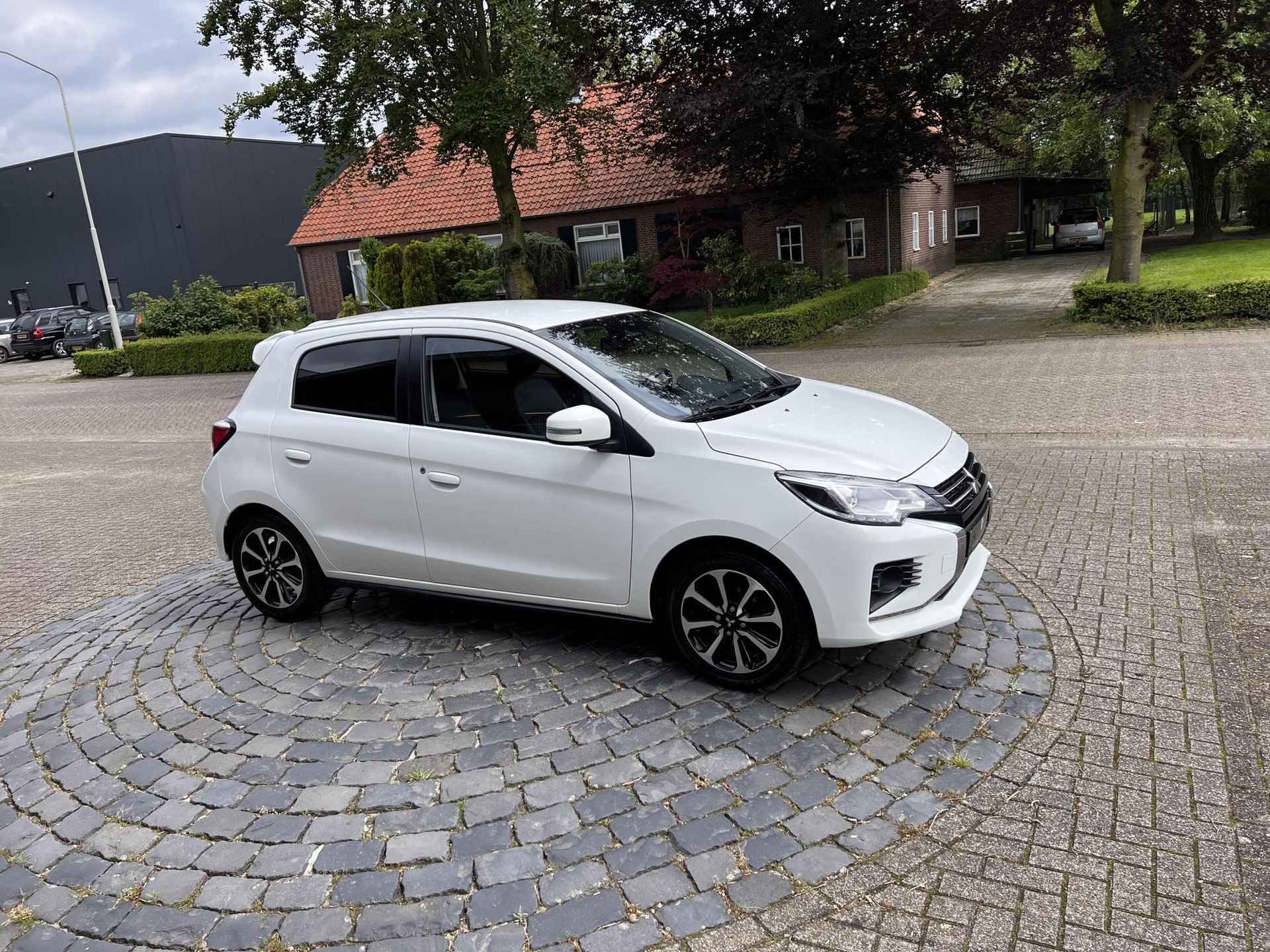 Mitsubishi Space Star 1.2 Instyle | Leder | Carplay | Camera | All-in rijklaarprijs - 34/38