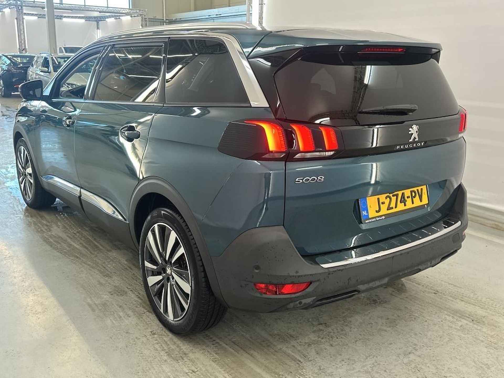 Peugeot 5008 1.2 PureTech Blue Lease Premium Avantage VERWACHT | Navigatie | Camera | 7persoons - 5/7