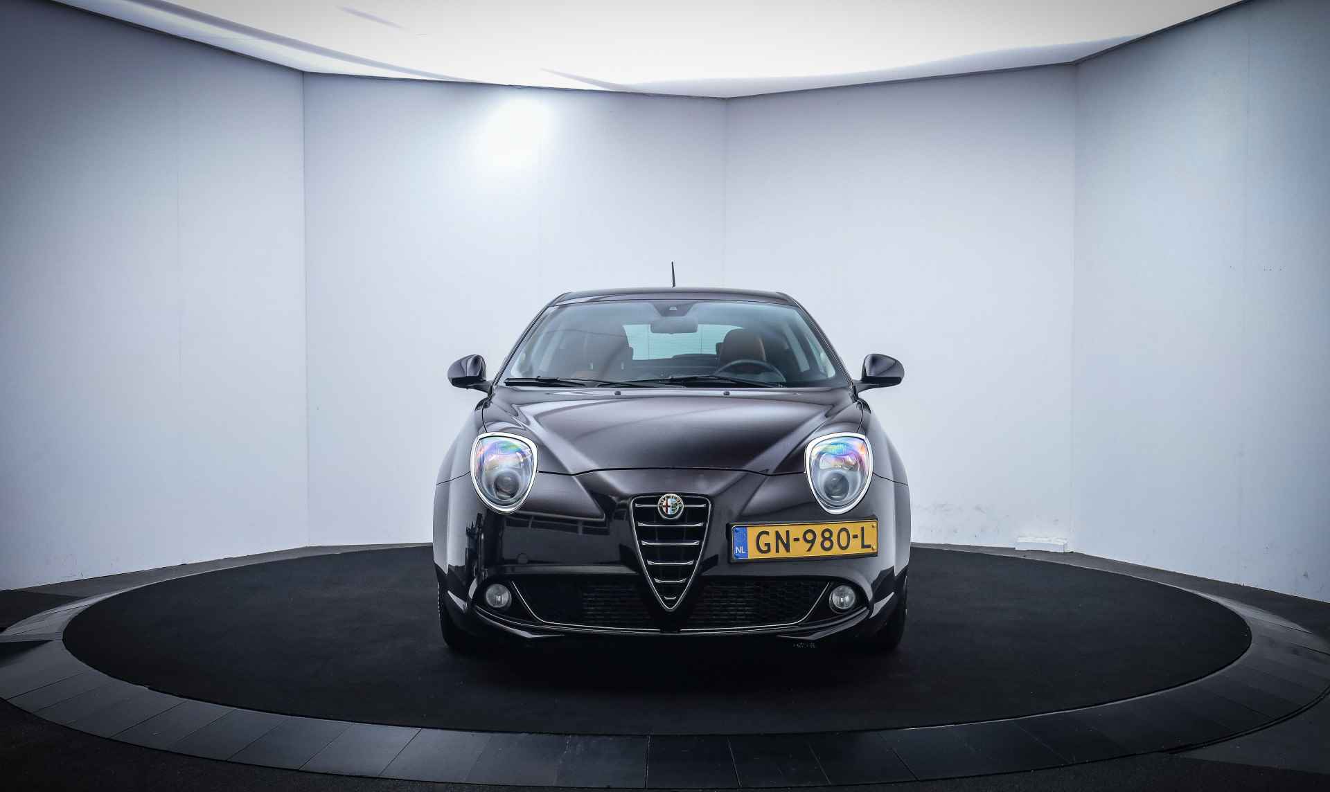 Alfa Romeo MiTo 0.9 TwinAir Exclusivo LEER/CLIMA/BLUE&ME/LMV/PDC/NAVI - 2/21