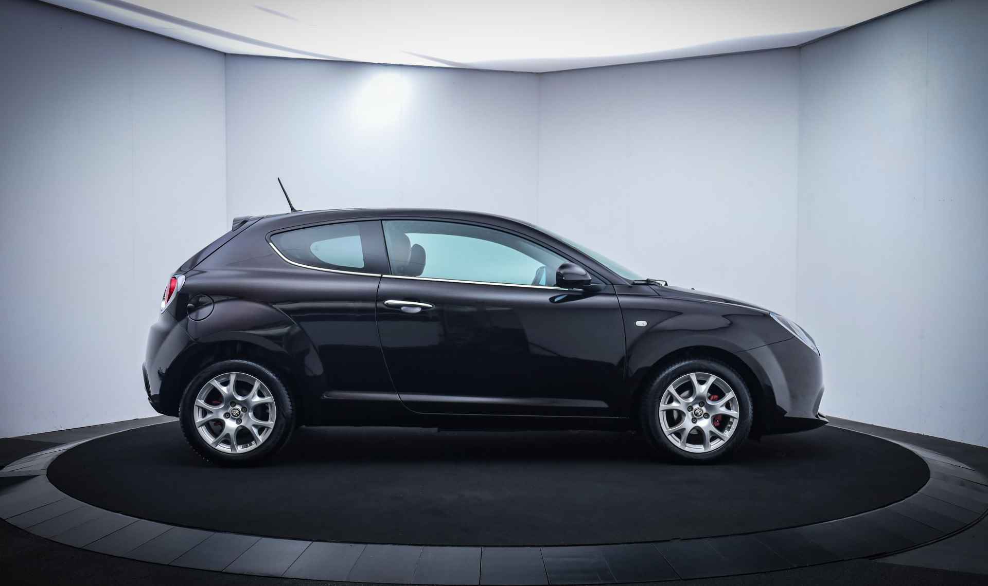 Alfa Romeo MiTo 0.9 TwinAir Exclusivo LEER/CLIMA/BLUE&ME/LMV/PDC/NAVI - 4/21