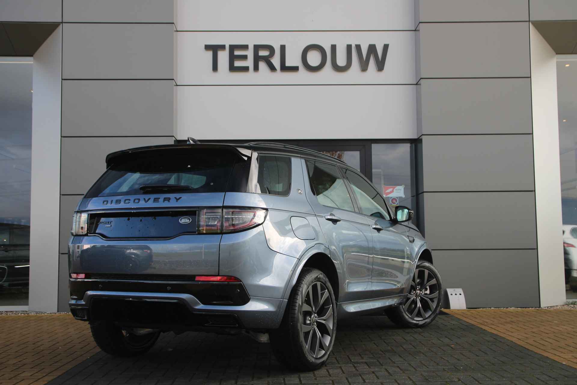 Land Rover Discovery Sport P300e 1.5 R-Dynamic SE - 4/31