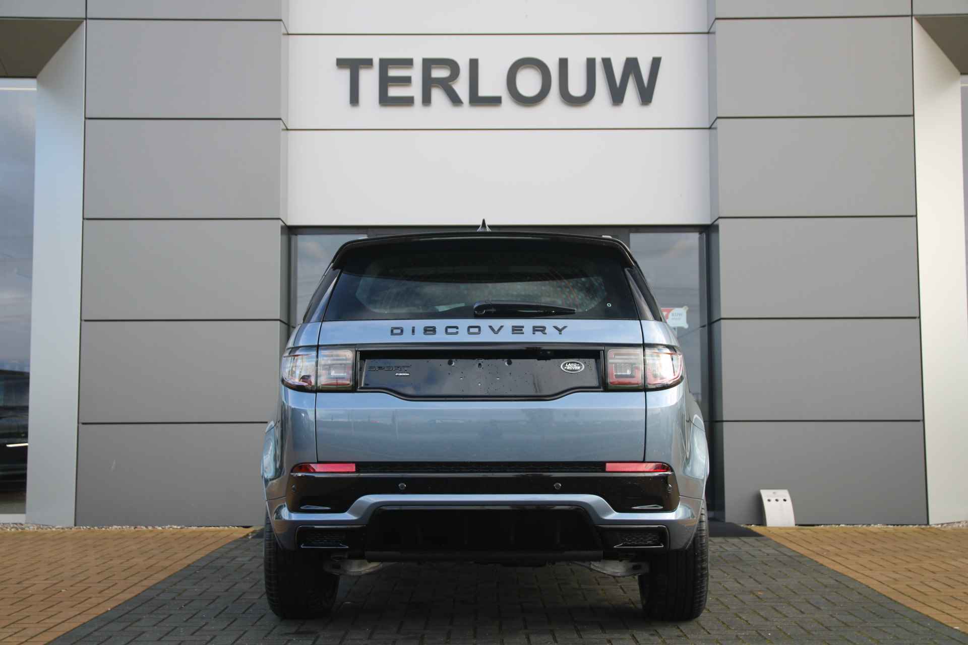 Land Rover Discovery Sport P300e 1.5 R-Dynamic SE - 9/31