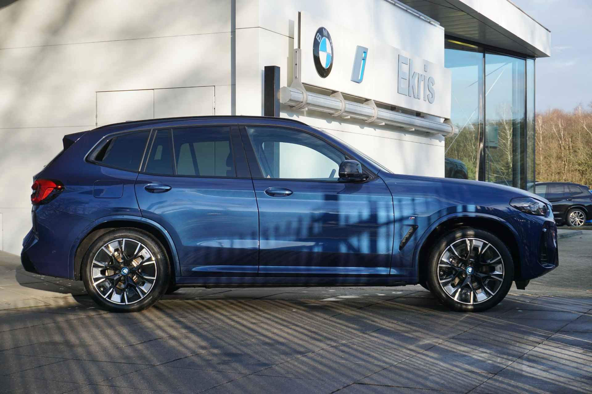 BMW iX3 High Executive 80 kWh Trekhaak | Schuifkanteldak | Harmon Kardon - 4/36