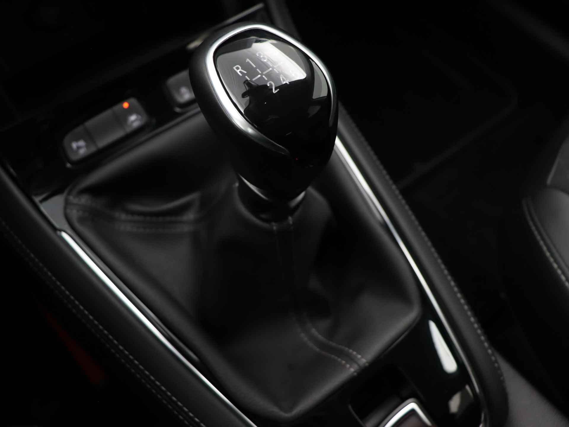 Opel Grandland 1.2 Turbo Business Elegance | Camera | Trekhaak | Climate control | - 11/39